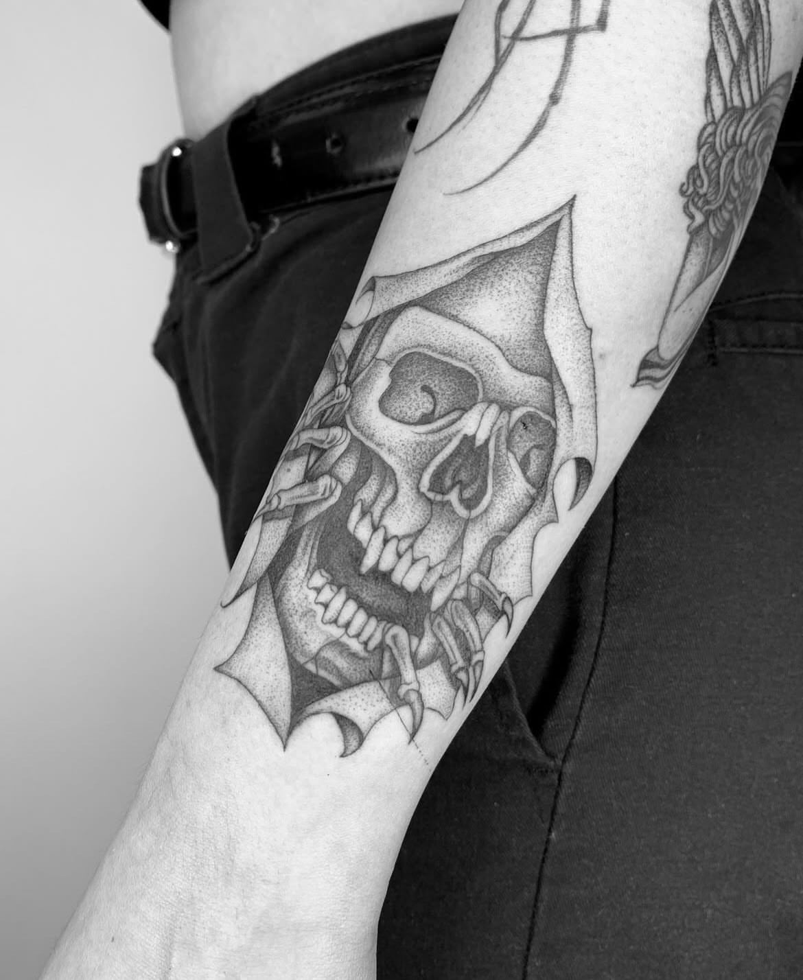 Tattoo by @derosario__ — dotwork, realism