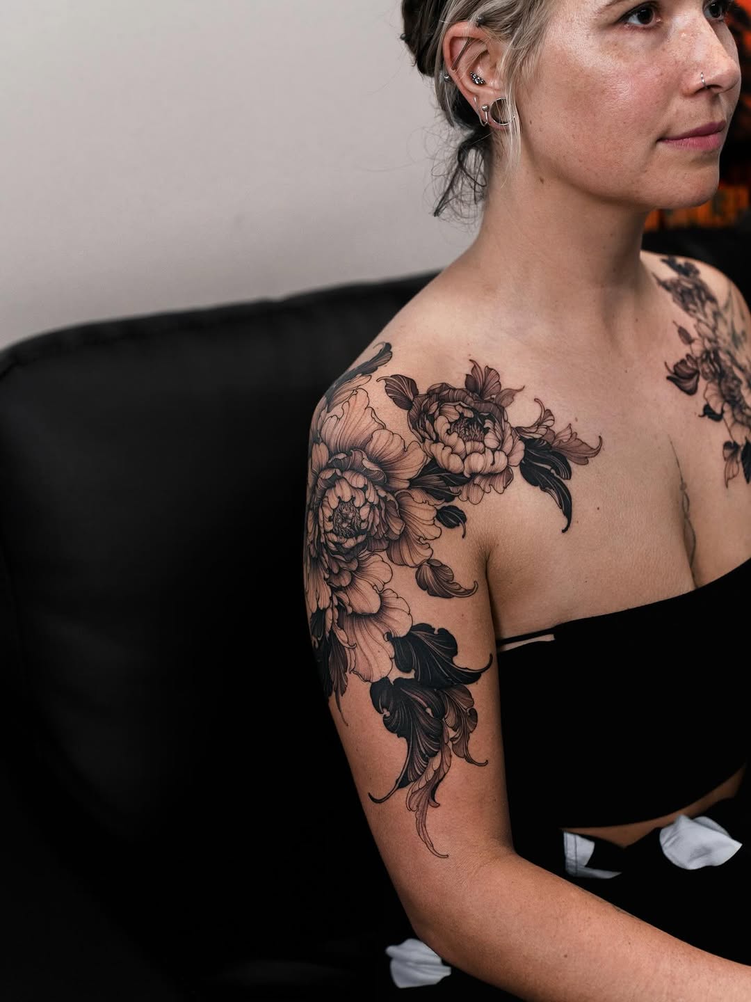 Tattoo by @siio_ink — black_and_grey, realism