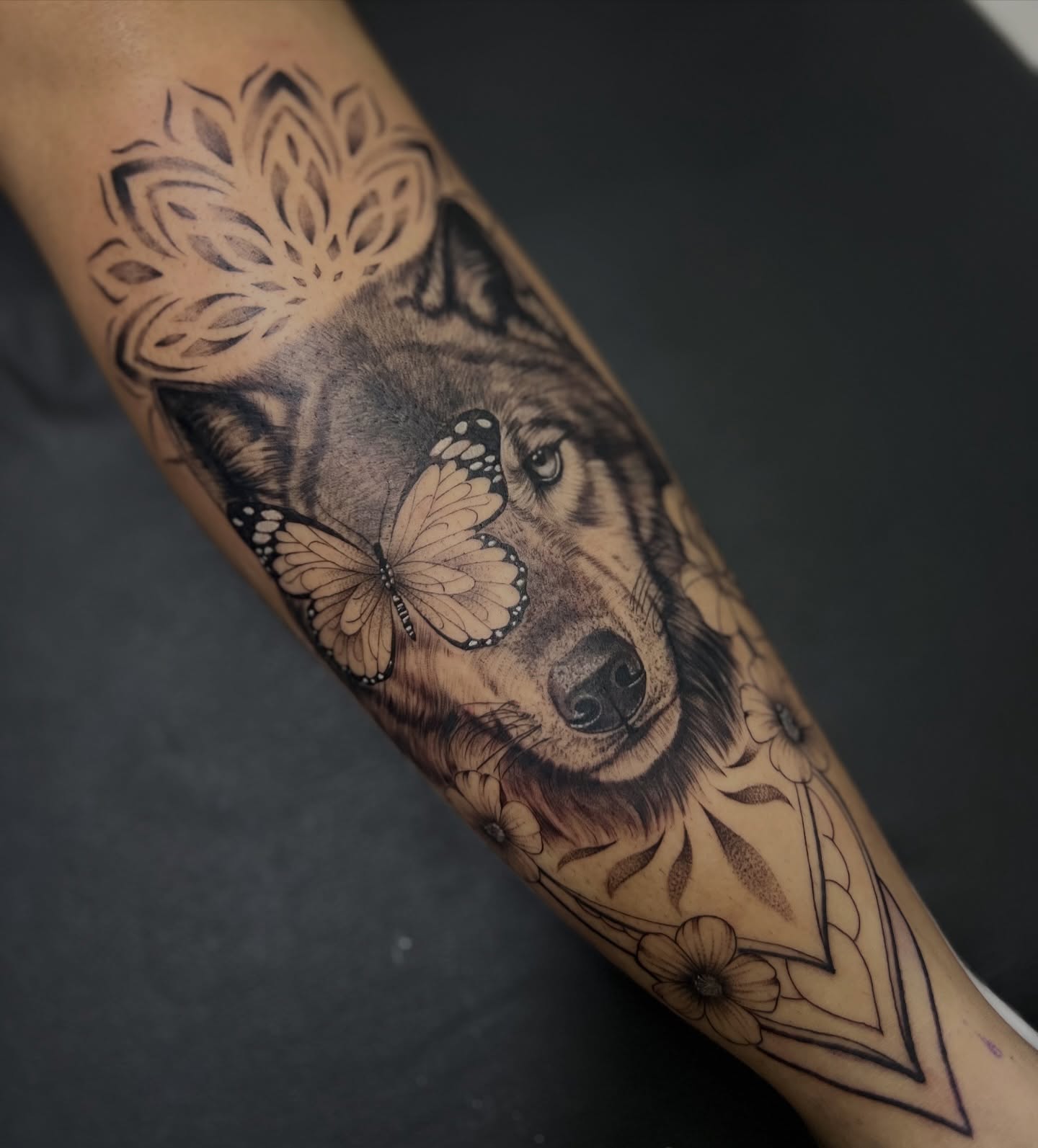 Tattoo by @sdtatoo — realism, black_and_grey