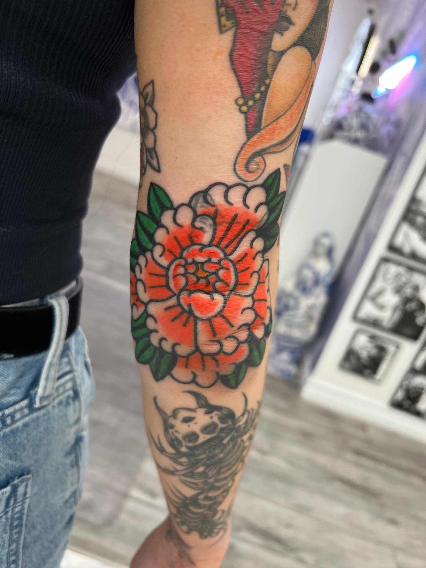 Tattoo by @peterpaychek — american_traditional
