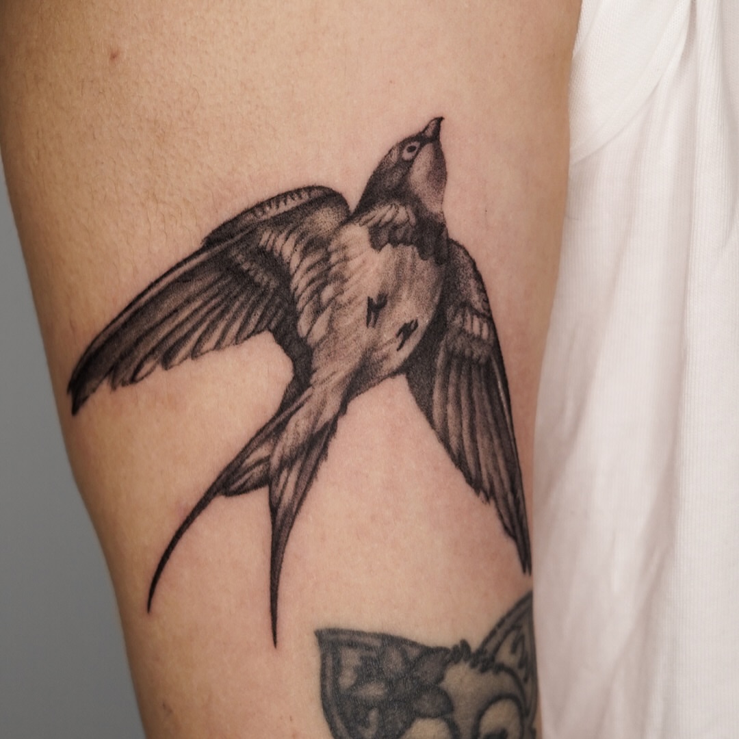 Tattoo by @2erotatt2 — black_and_grey