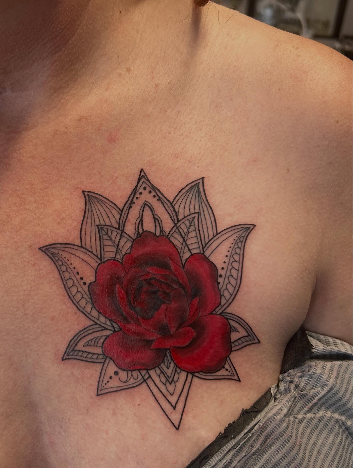 Tattoo by @jrtatt00 — geometric
