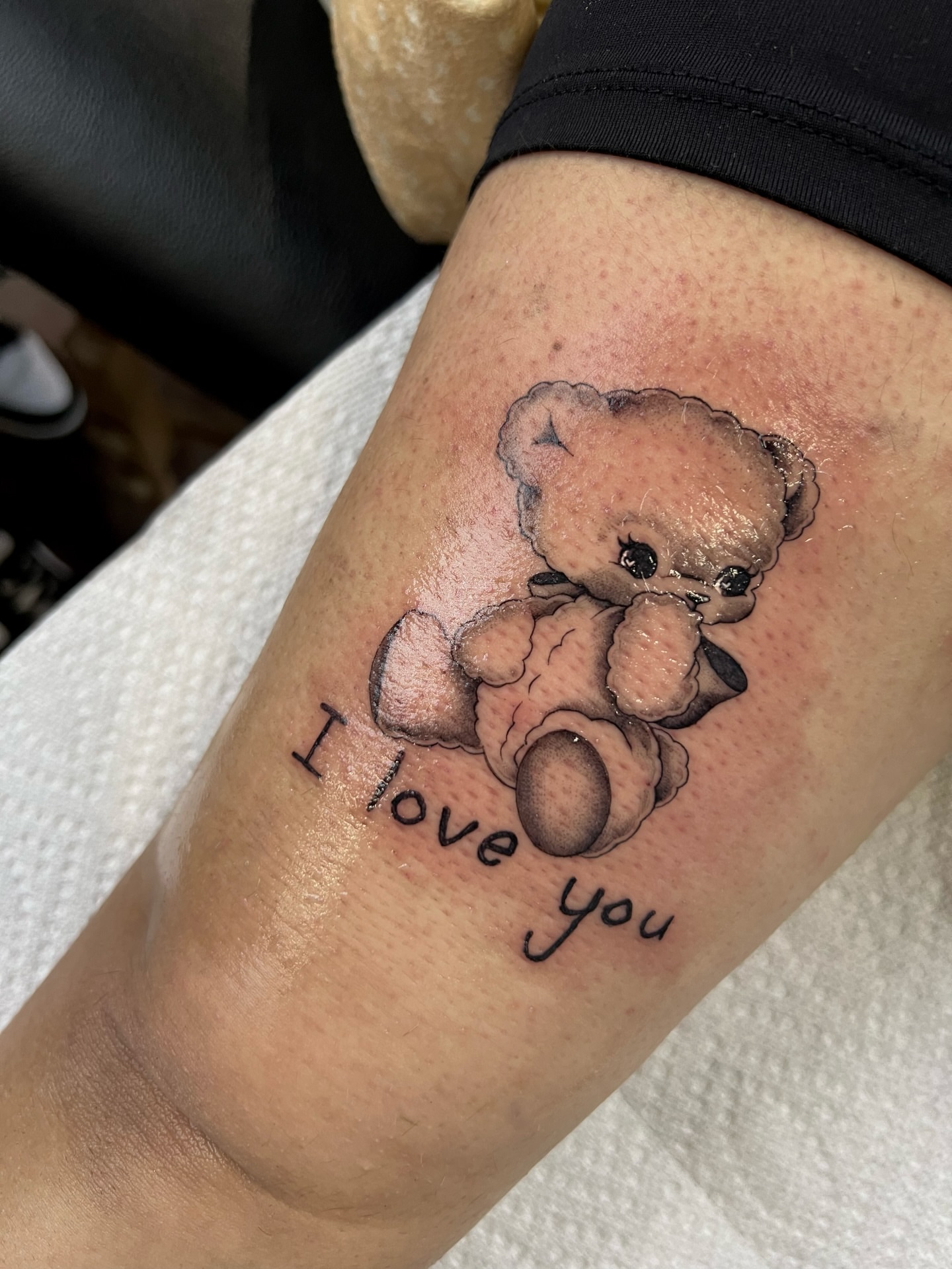Teddy bear realism tattoo on the forearm by ๐ฏ๐๐๐๐๐๐๐๐ ๐ฒ๐๐๐๐๐๐๐ โ โ๐พ๐๐ฎ๐ด๐ฌโ โ
