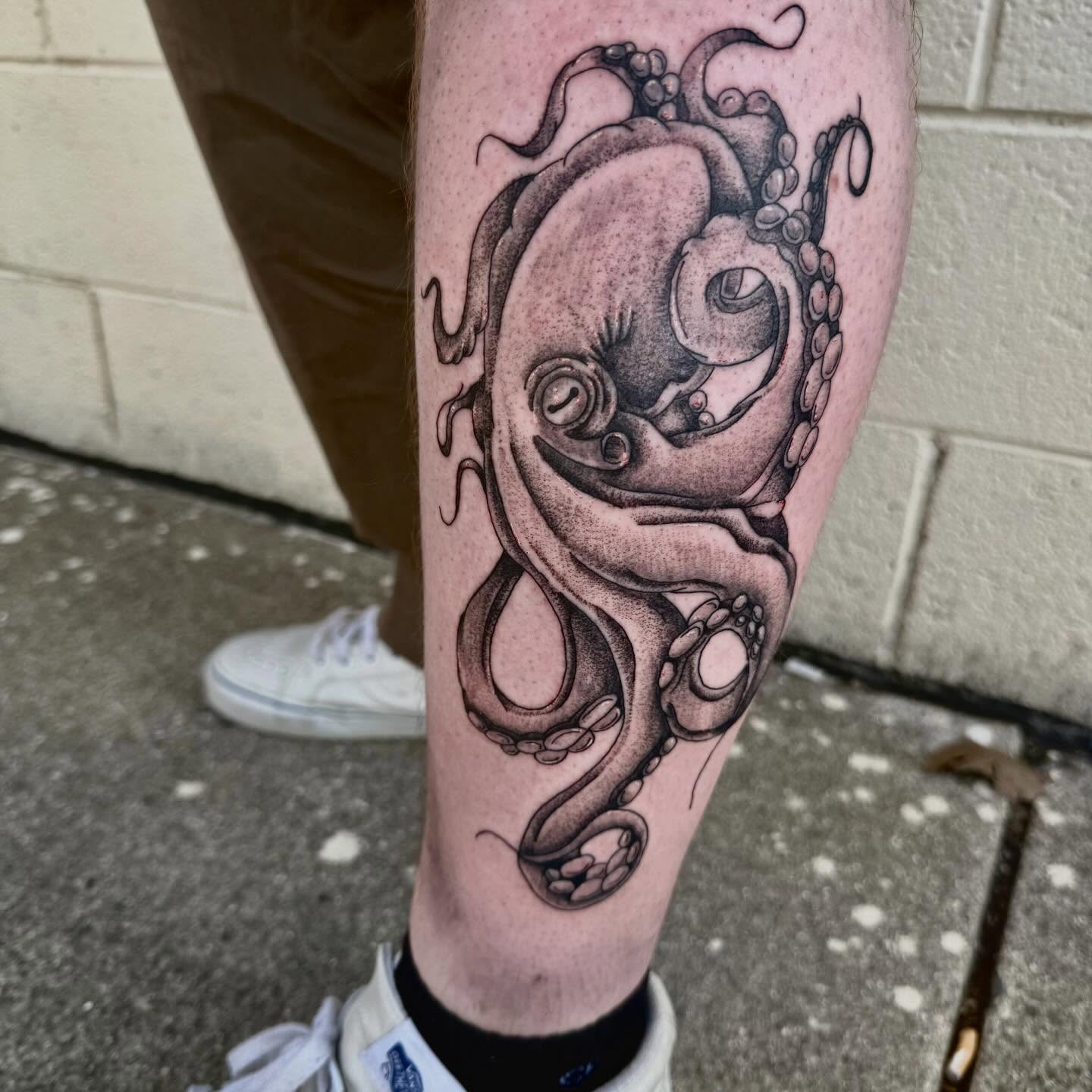Tattoo by @akdoestattoos — black_and_grey