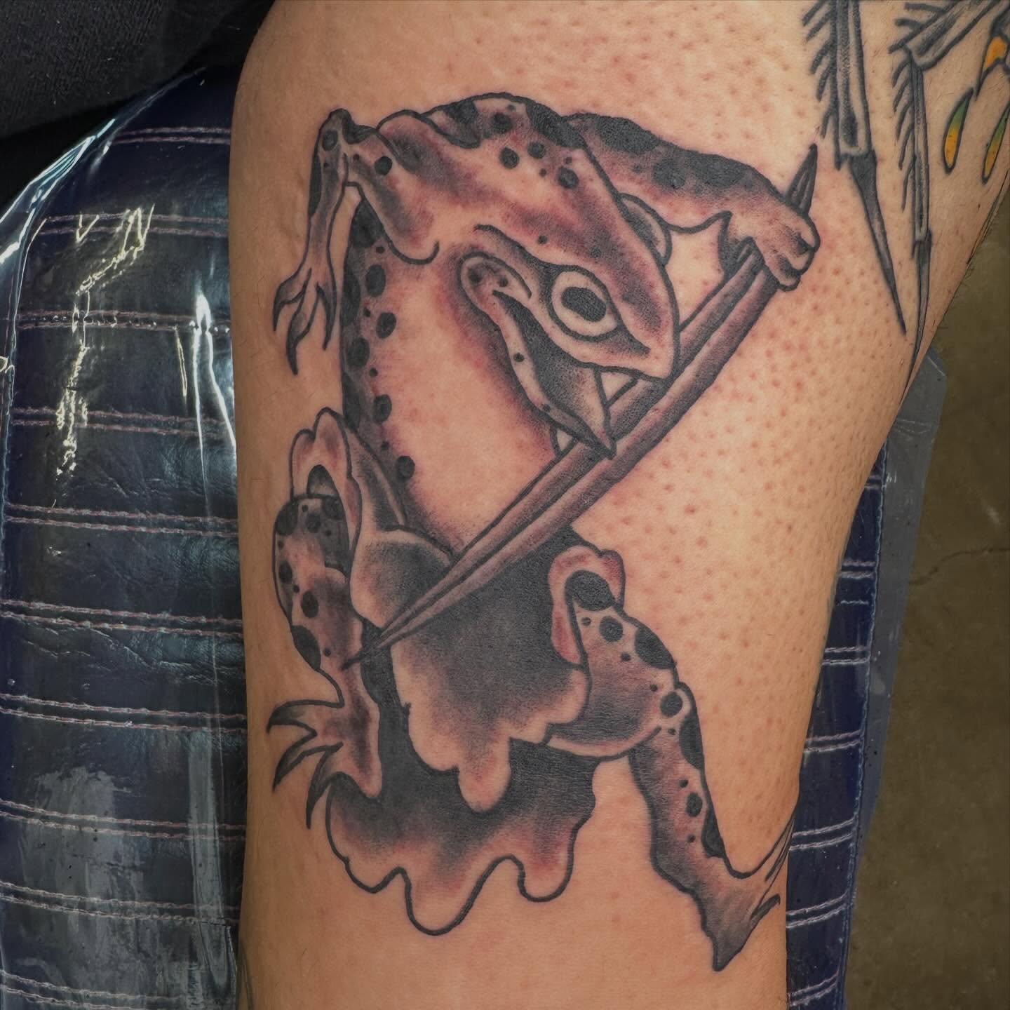 Tattoo by @asmth_ — american_traditional, dotwork