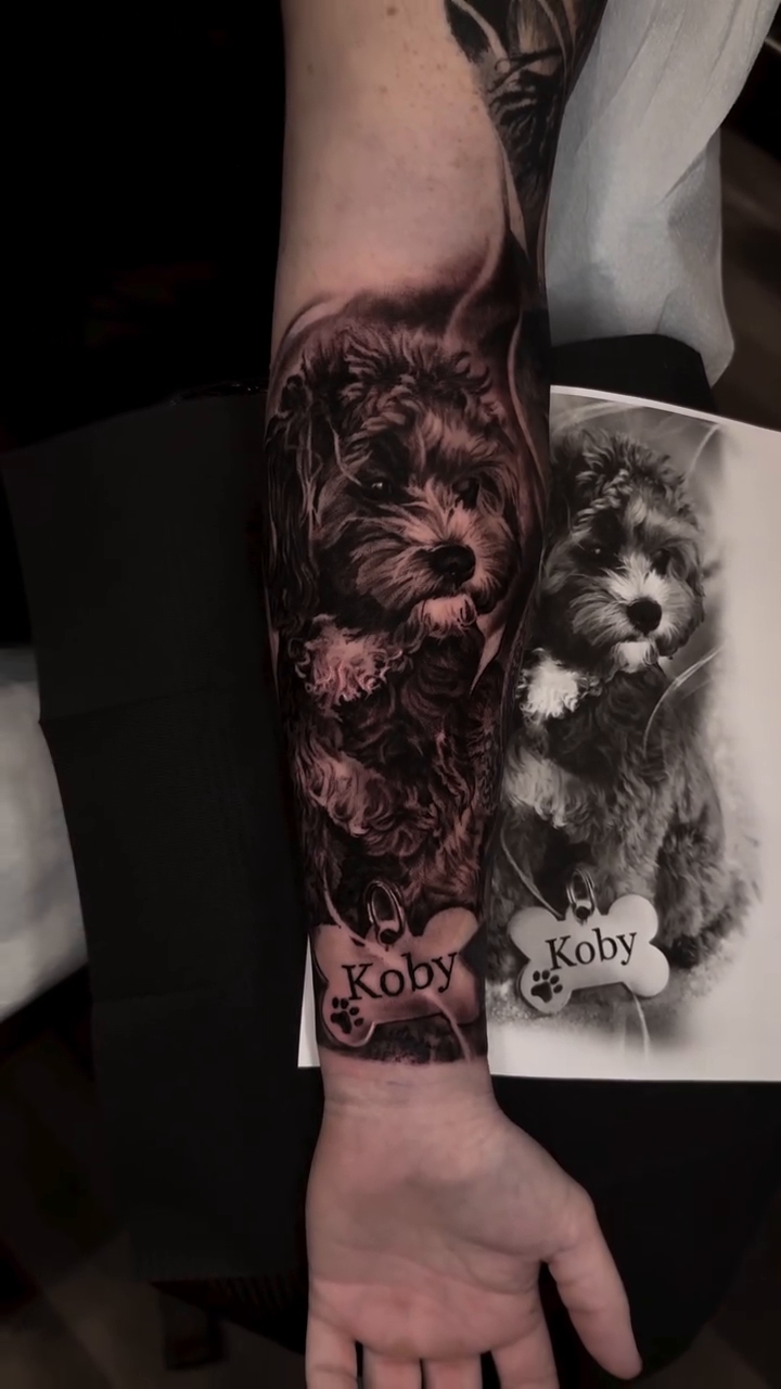Two dogs realism tattoo by Armando Galán 🇨🇱🇺🇸