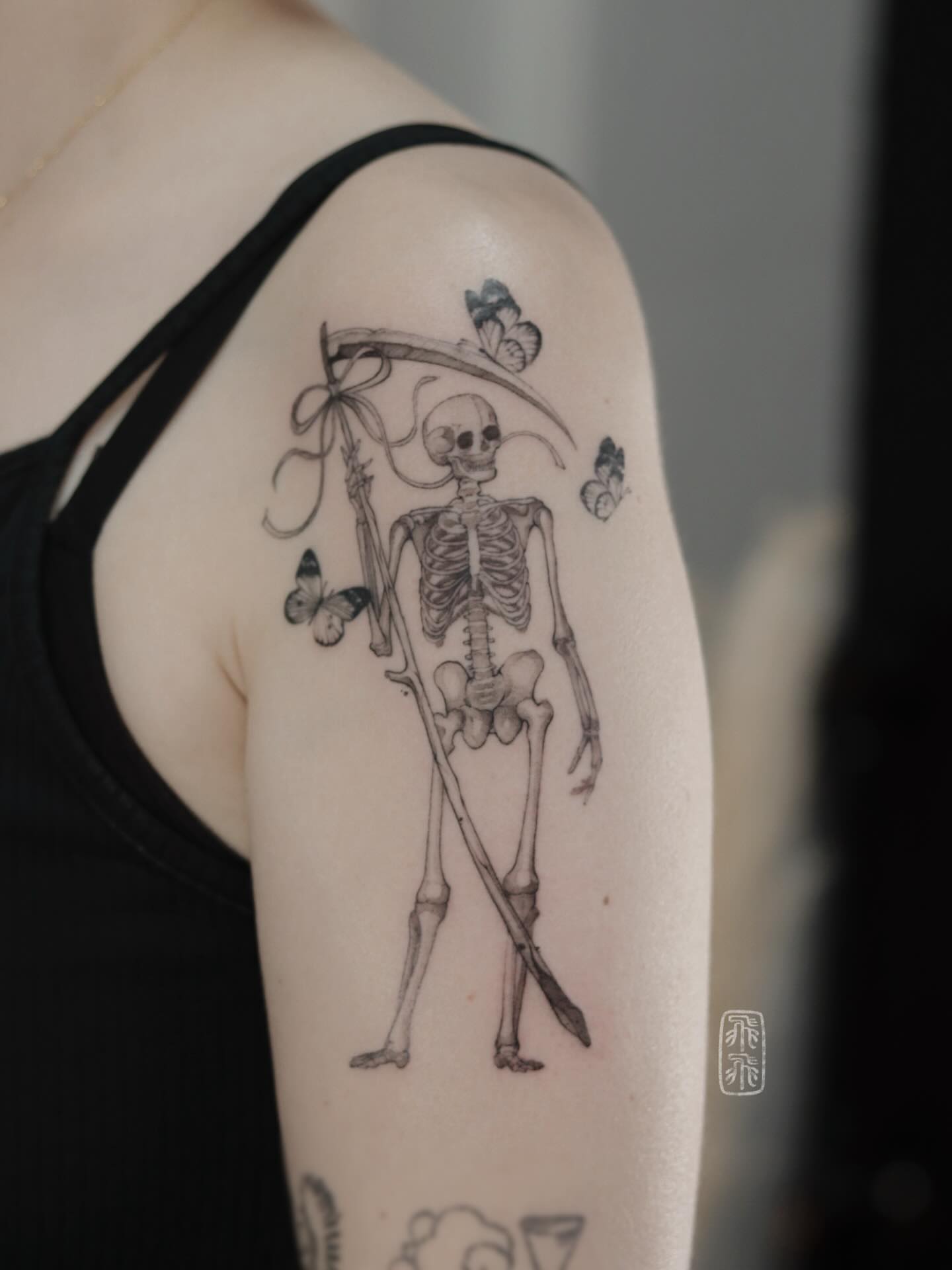 Tattoo by @phoebe_doartink — black_and_grey, realism