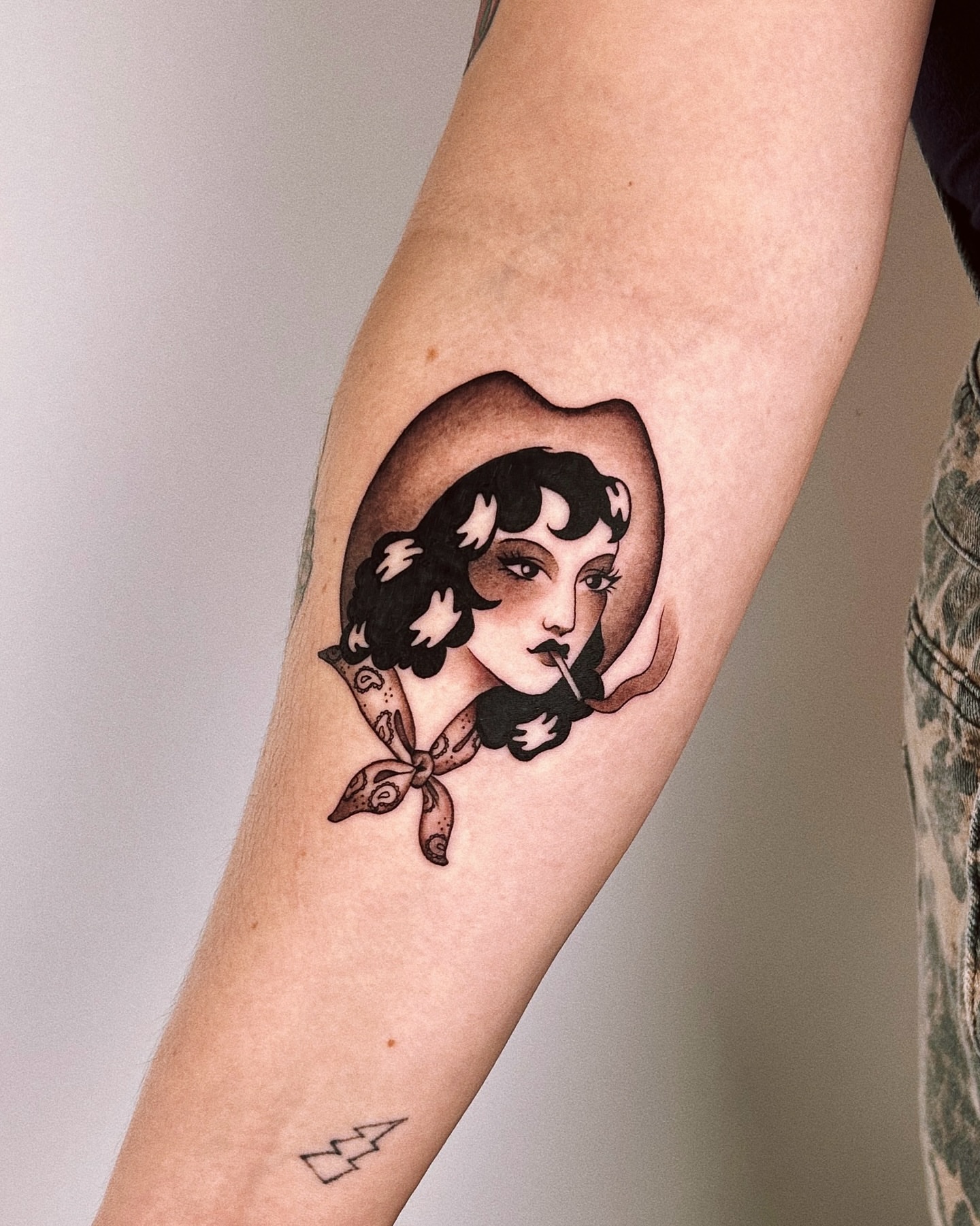 Tattoo by @ibuylemurs — black_and_grey