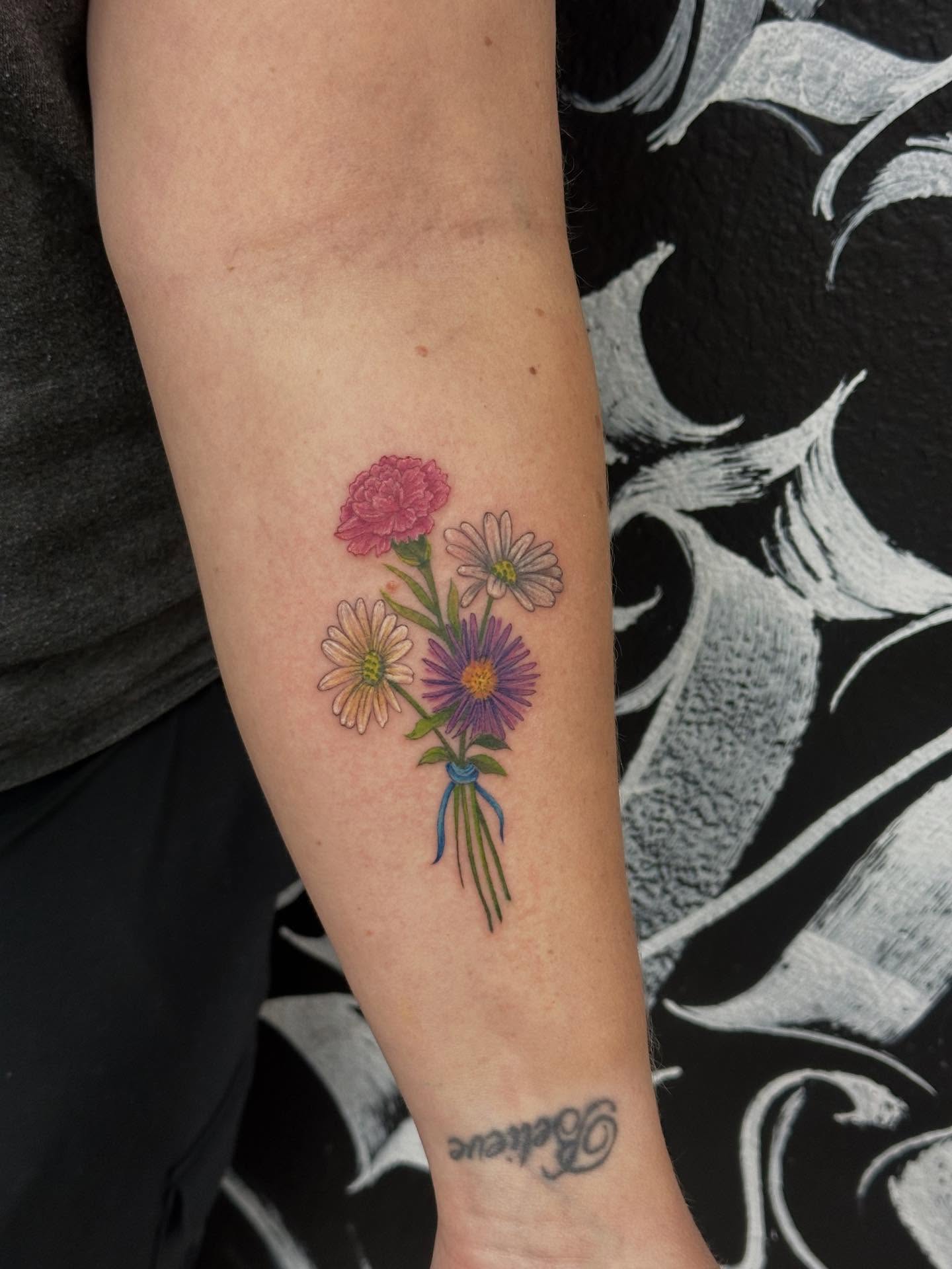 Tattoo by @trinatatuaje β realism