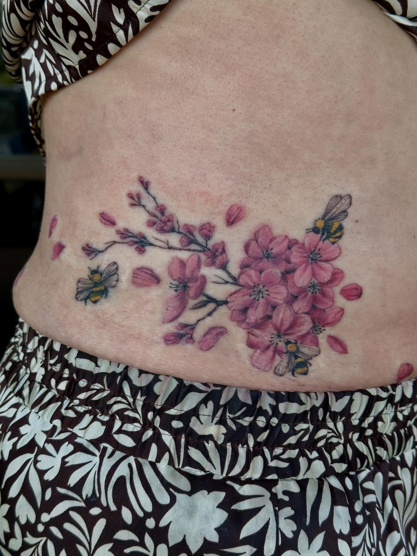 Tattoo by @trinatatuaje β realism