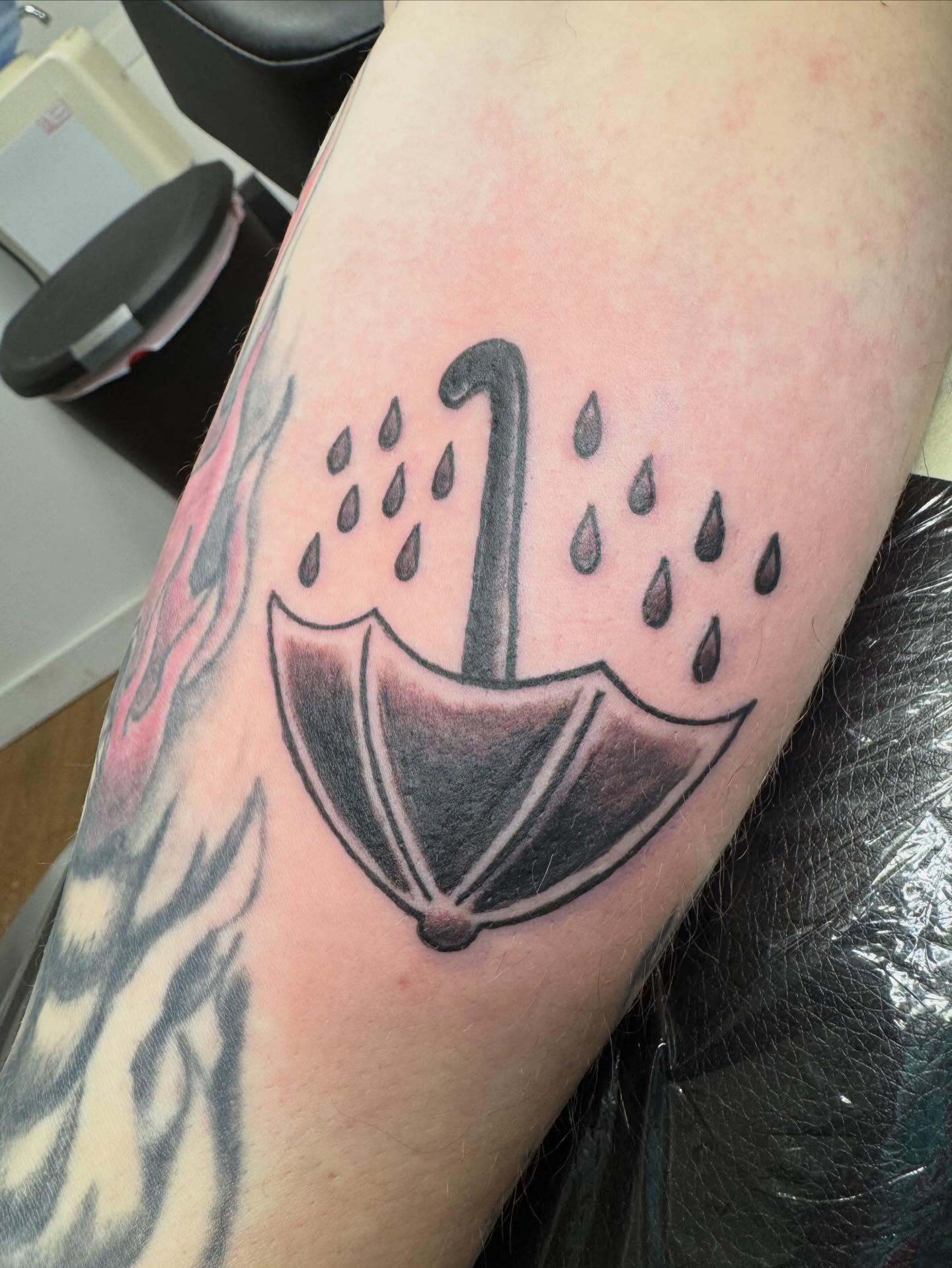 Tattoo by @boblindelltattoos — black_and_grey