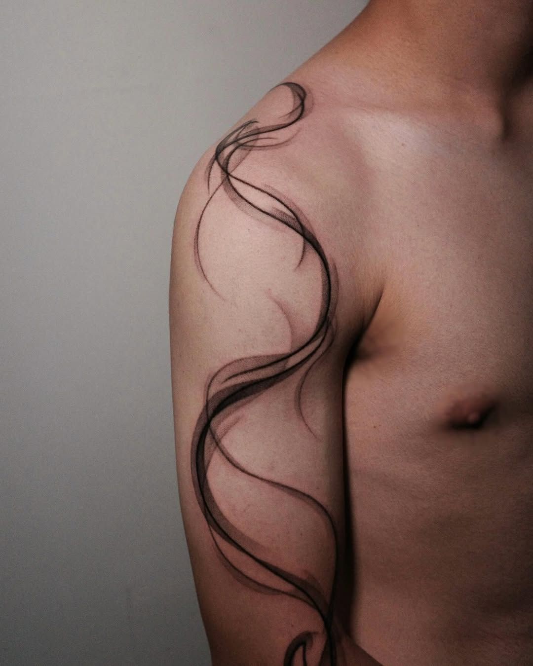 Tattoo by @chouzy_inkk — black_and_grey, fine_line