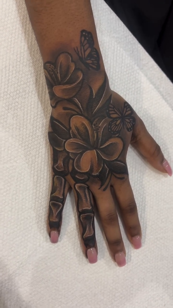 Tattoo by @teeski_ink — black_and_grey, fine_line