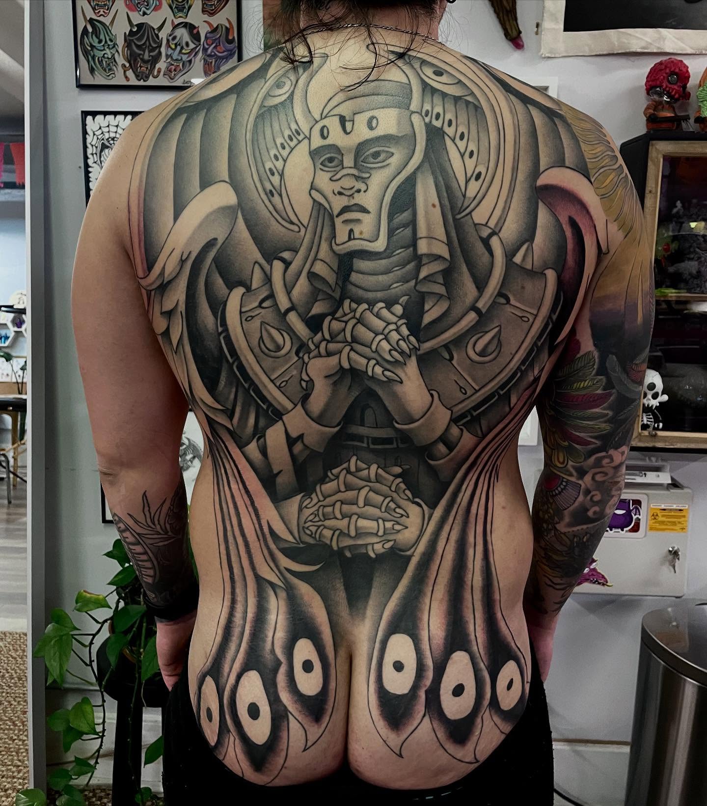 Tattoo by @zurdouno — black_and_grey, realism