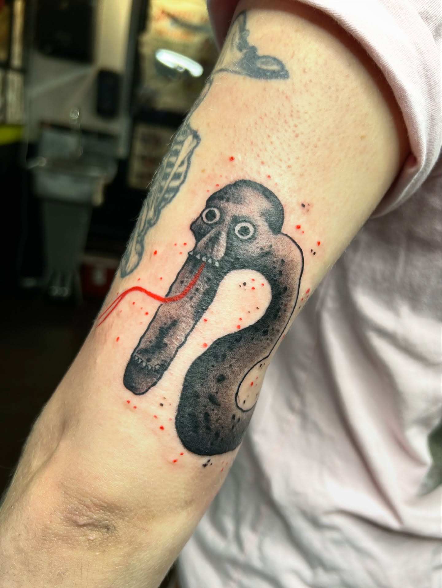 Tattoo by @reymon_tattoos — dotwork