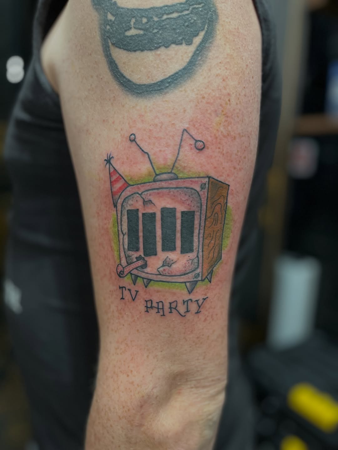 Tattoo by @flacosplacasos โ ignorant, lettering_script