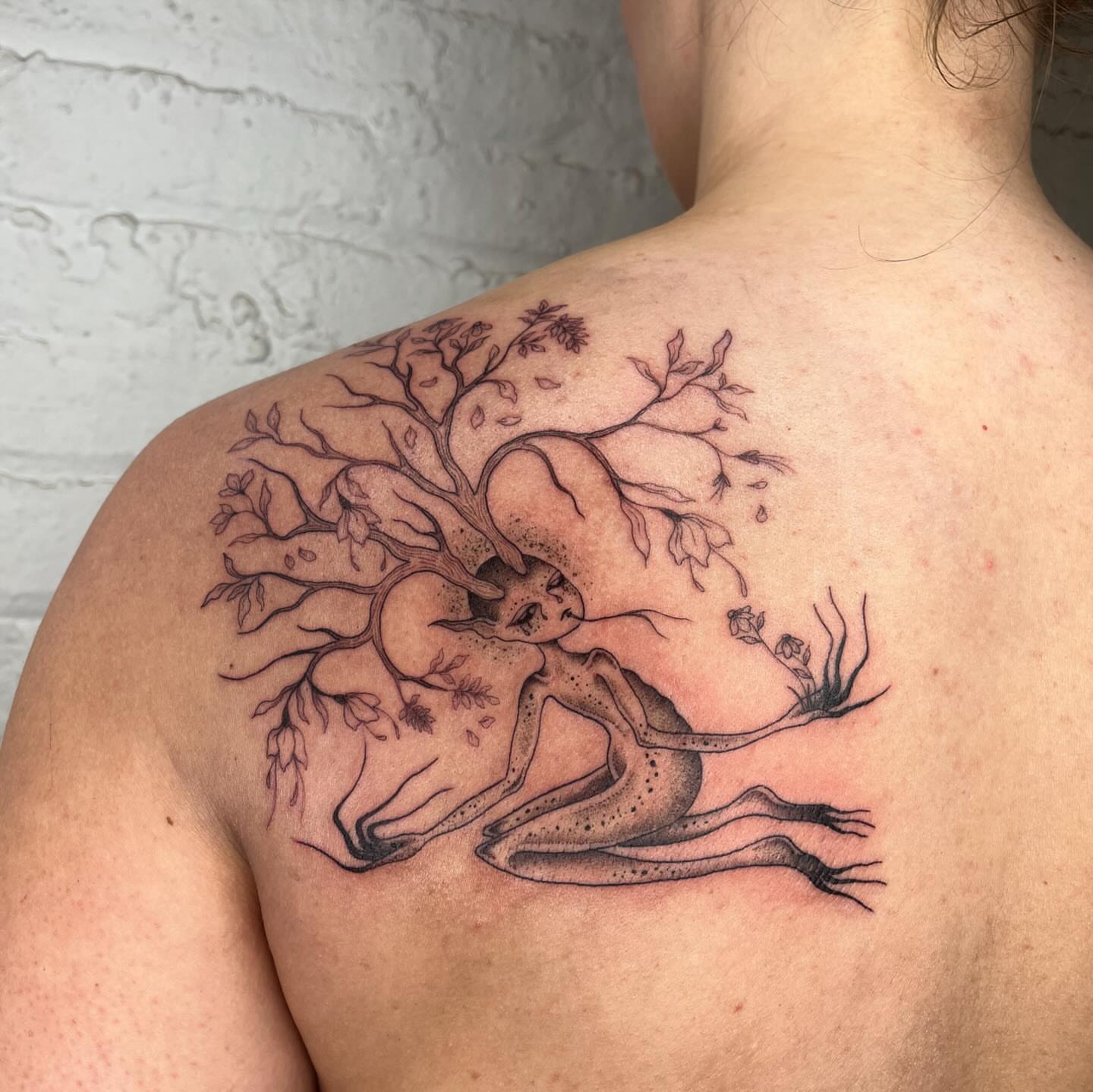 Tree woman realism tattoo on the shoulder by 𝔇𝔢𝔰𝔦