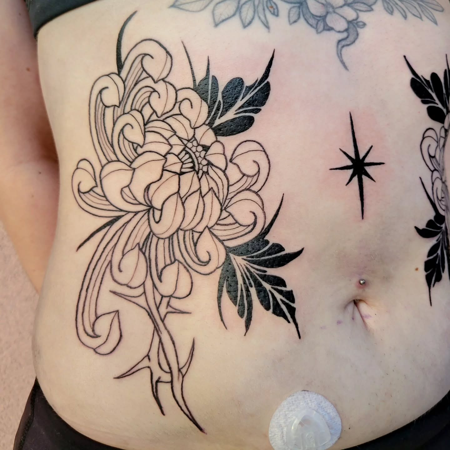 Tattoo by @aqua.suntattoos — black_and_grey