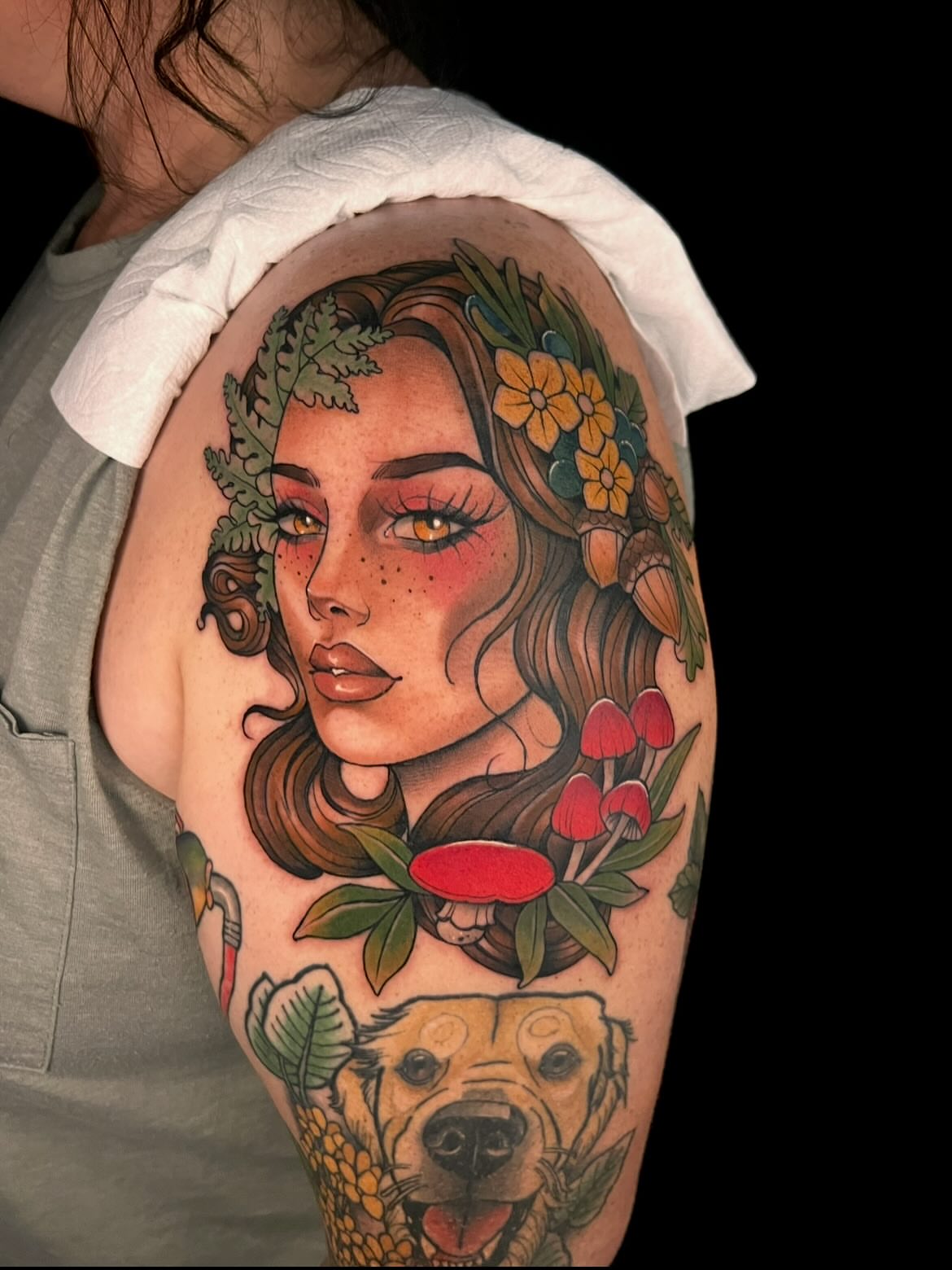 Woman with mushrooms American traditional tattoo on the shoulder by 𝙻𝚒𝚊 𝙹𝚎𝚙𝚙𝚎𝚜𝚎𝚗