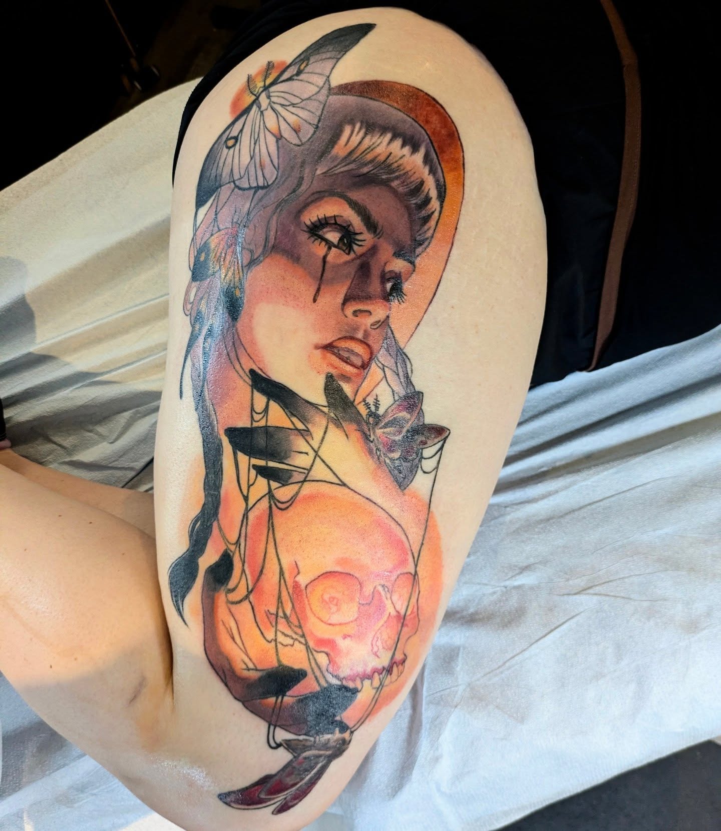 Woman with skull realism tattoo on the thigh by Lahel (Lay-el) Fowler
