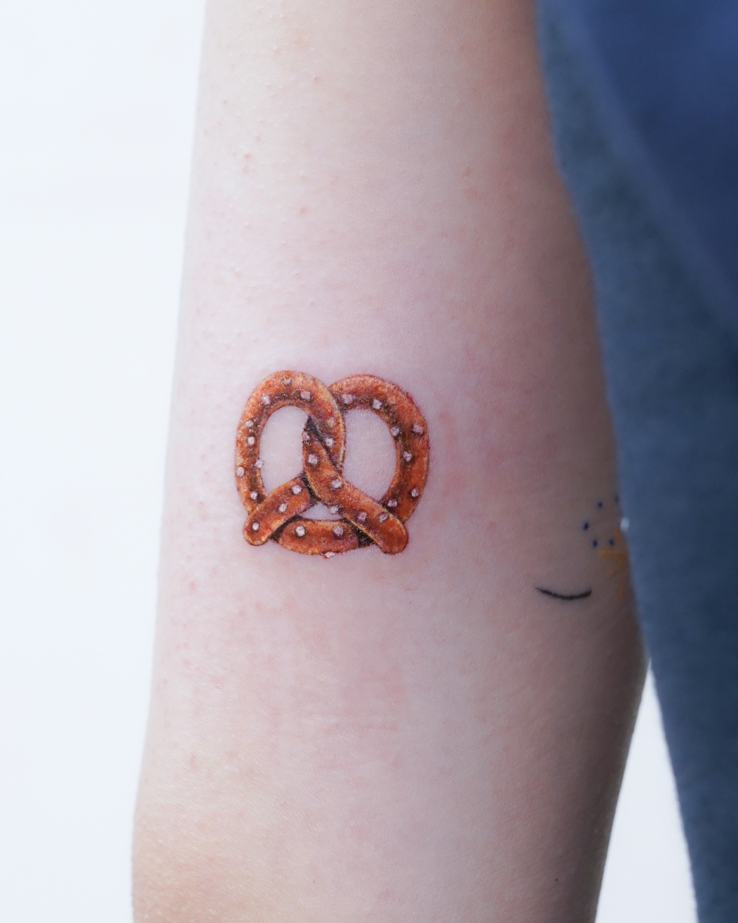 Tattoo by @misa_tat — dotwork