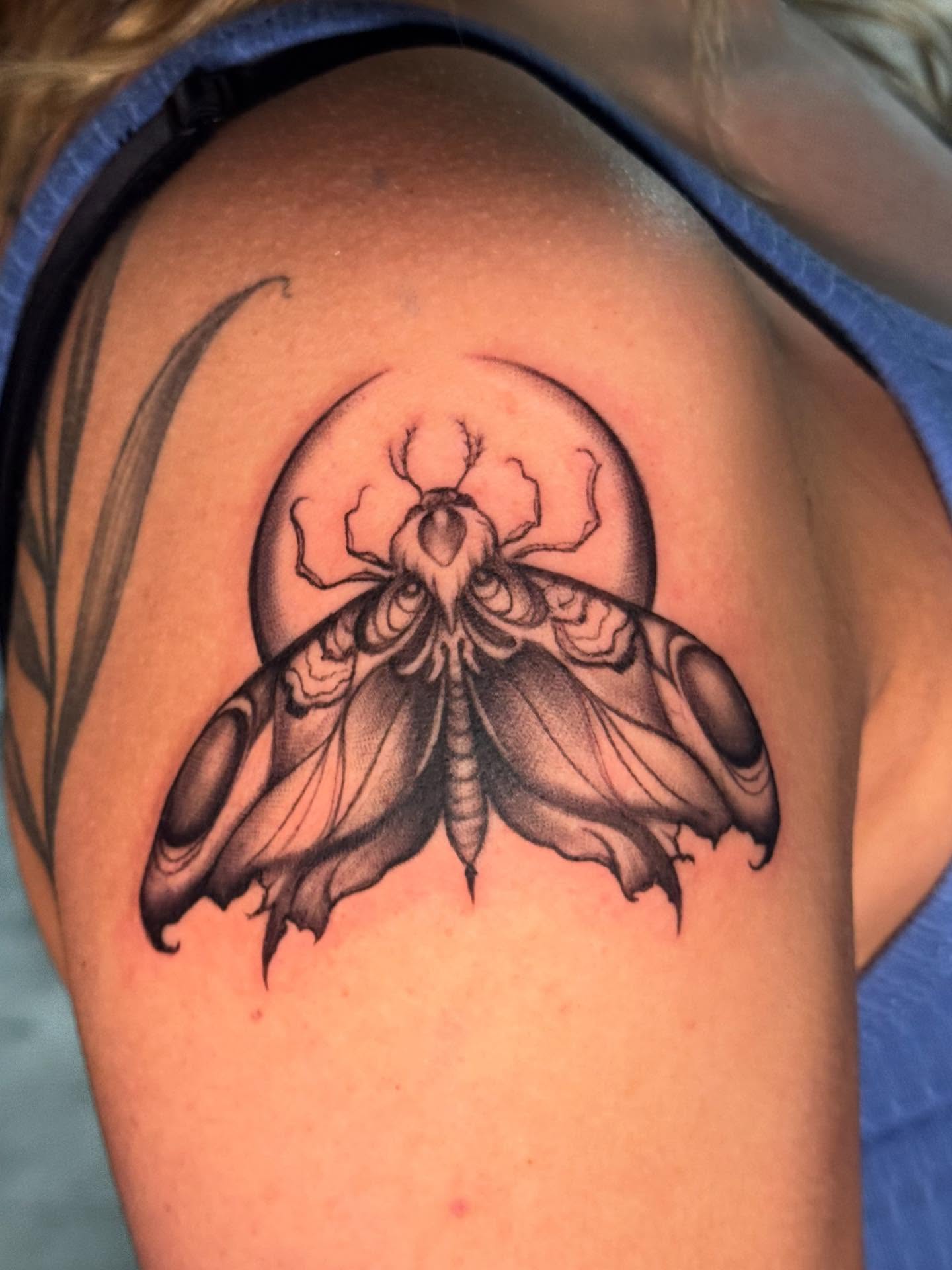 Tattoo by @shawnskaletattoos — black_and_grey