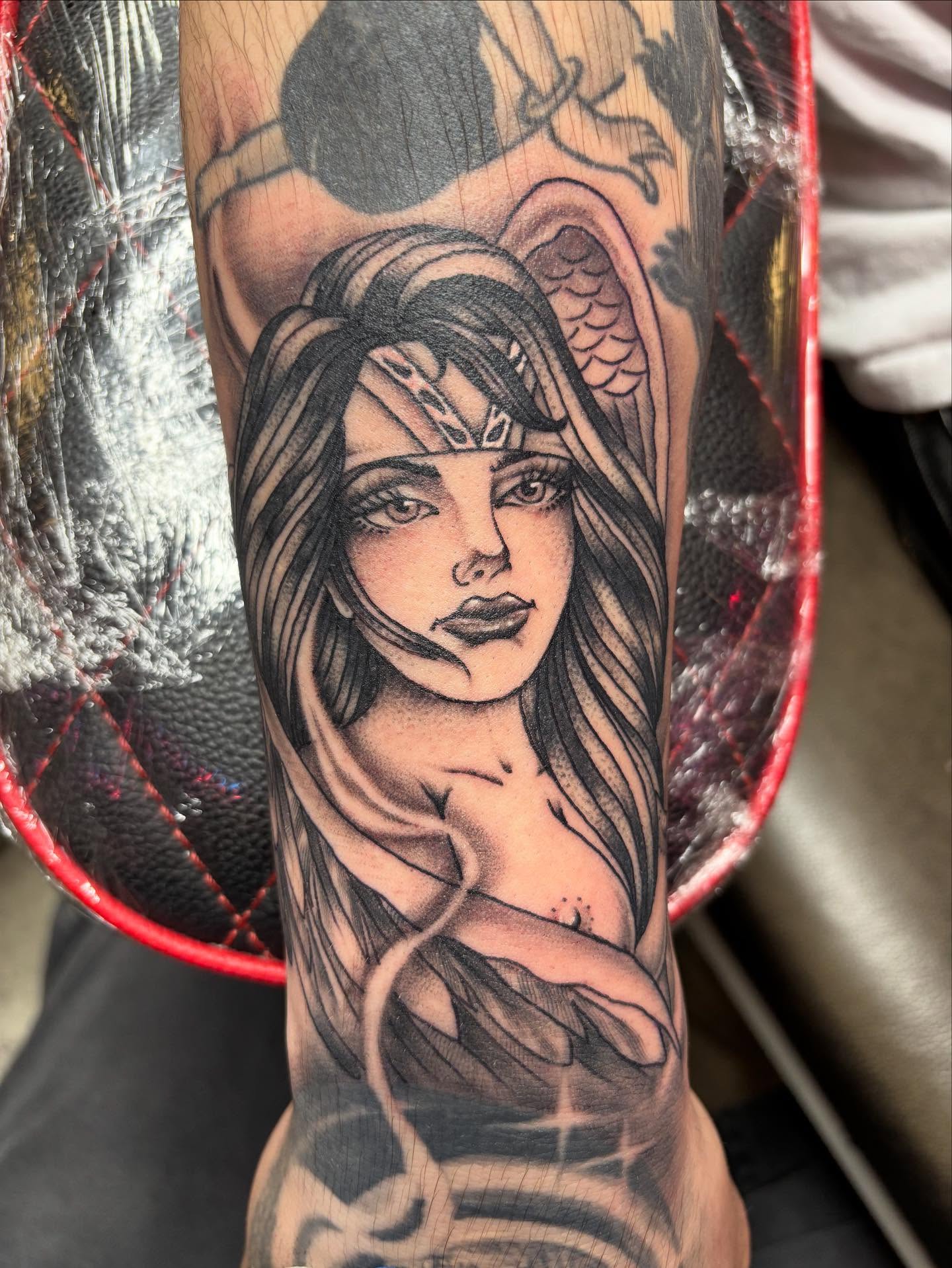 Tattoo by @gonzyiink_208 — black_and_grey, realism