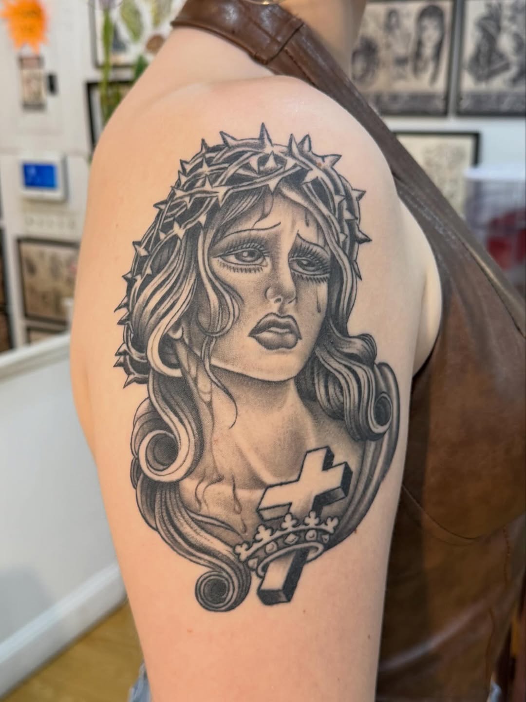 Tattoo by @who_thefuckisdrake — black_and_grey, realism