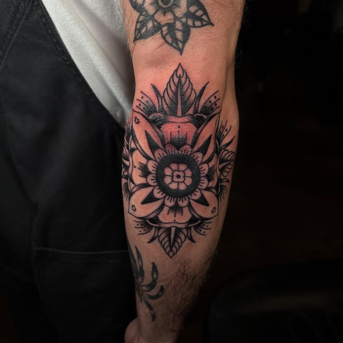 Tattoo by @tankiesfrattoos — american_traditional