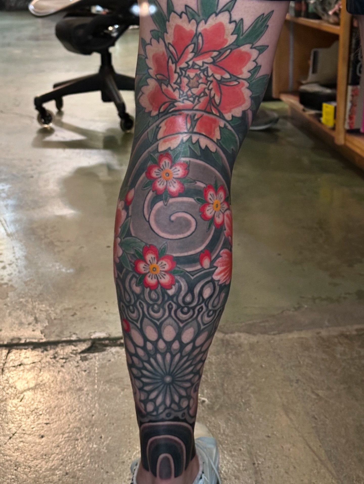 Tattoo by @tylerwhitlock10kwt — japanese_irezumi, geometric