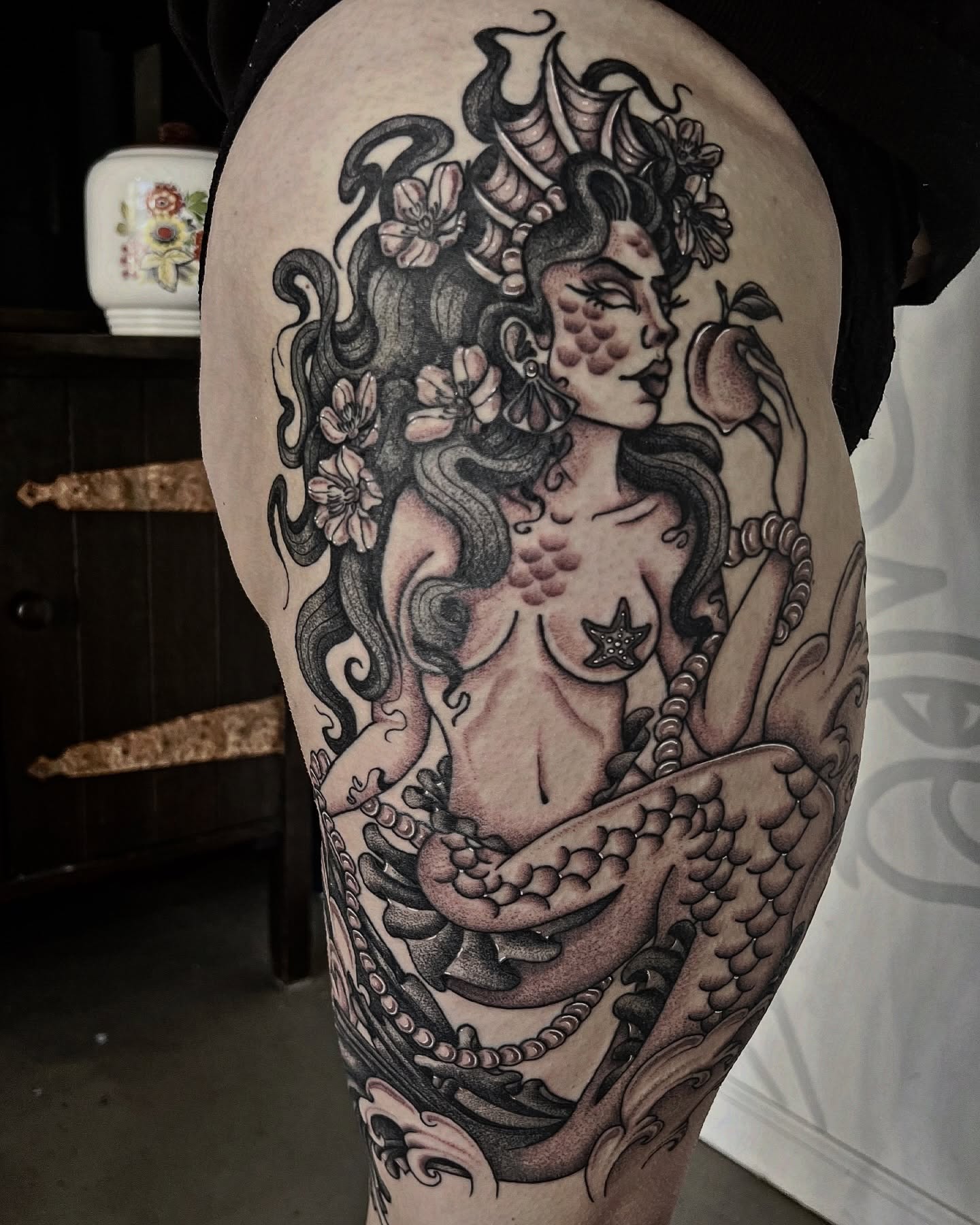 Tattoo by @rachktattoo — black_and_grey, realism
