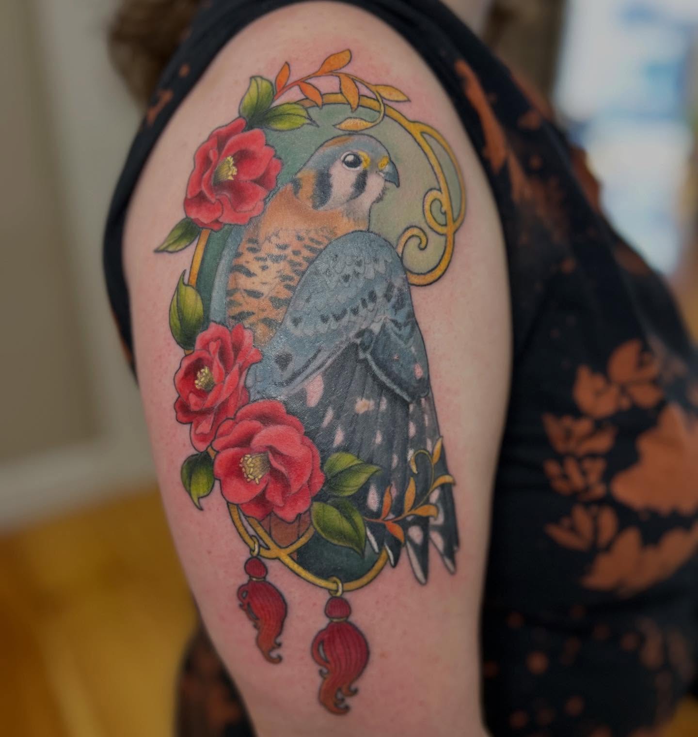 Bird and roses American traditional tattoo on the shoulder by 𝓗𝓪𝔂𝓵𝓮𝔂 𝓢𝓪𝓿𝓪𝓰𝓮