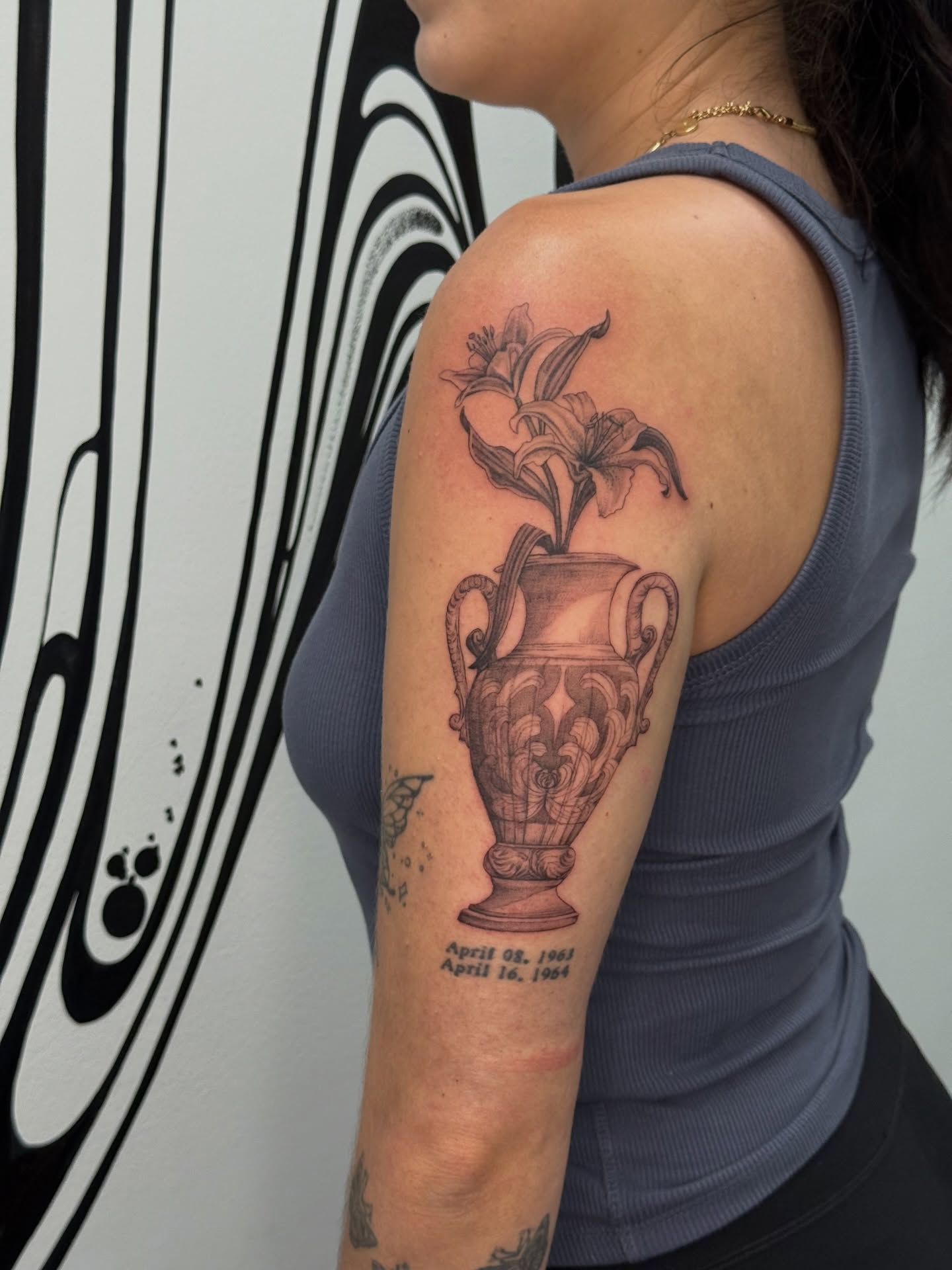 Tattoo by @natalierosas_ โ black_and_grey
