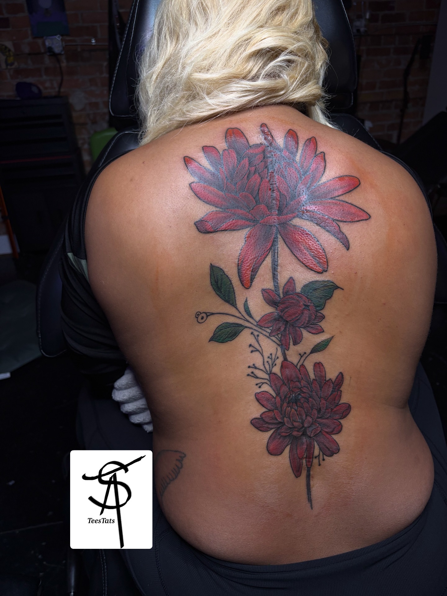 Tattoo by @tatte3_ — realism
