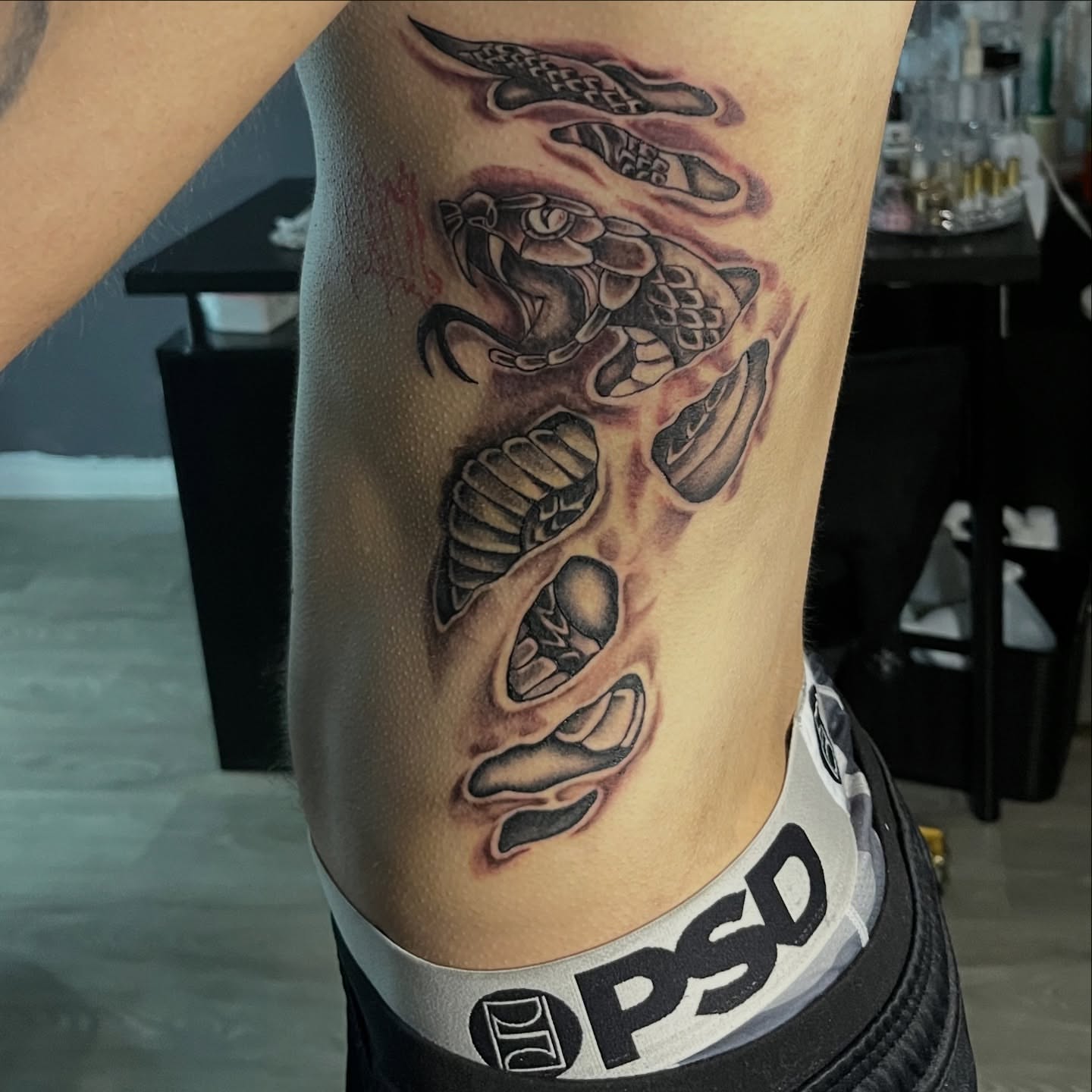 Tattoo by @starsartistree โ black_and_grey