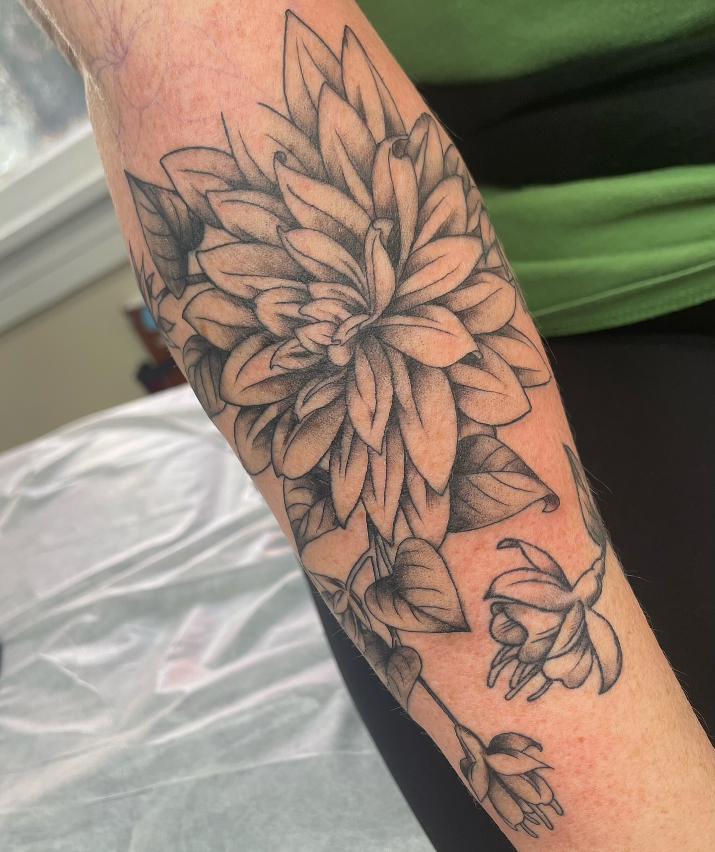 Tattoo by @lyndzee_ — black_and_grey