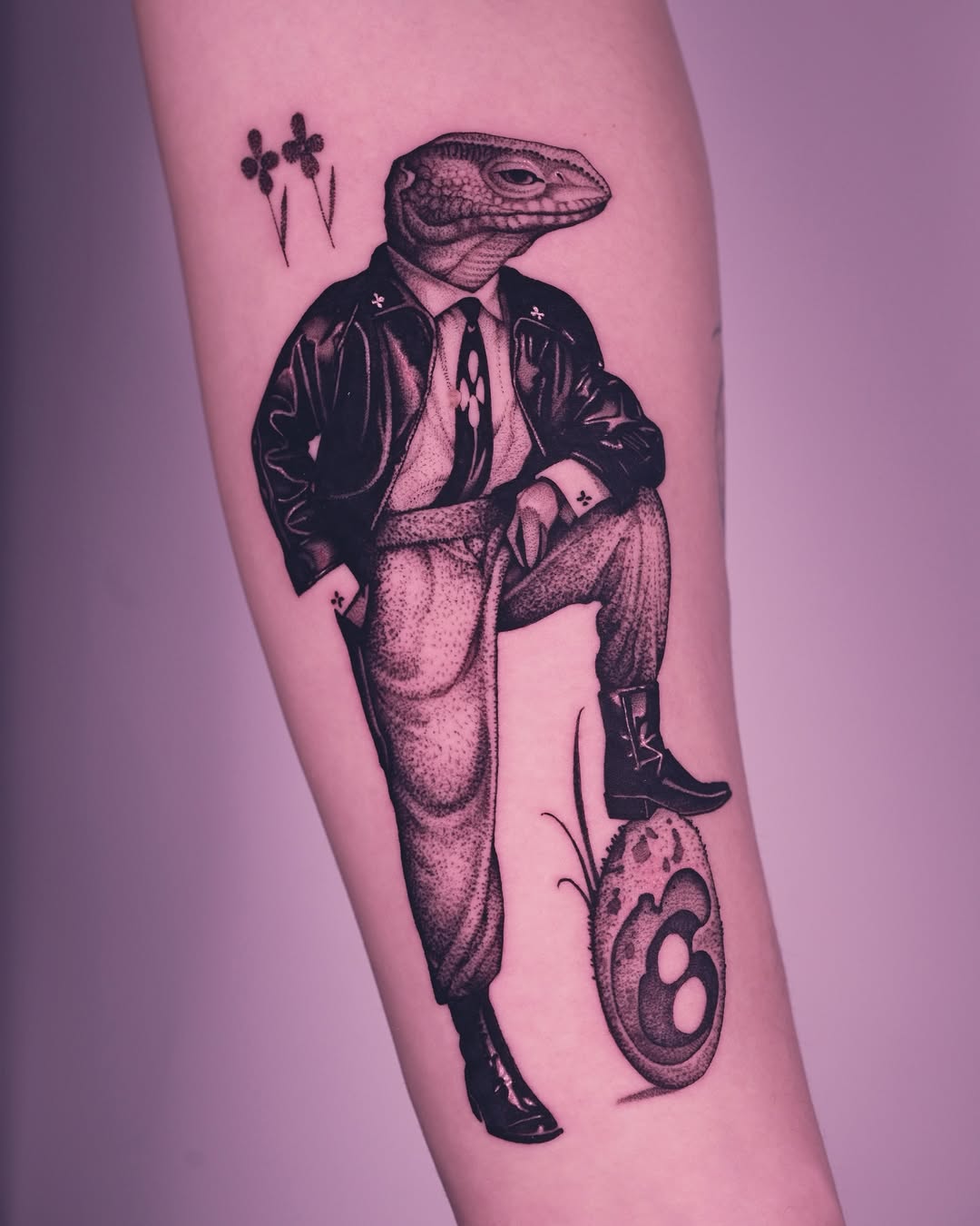 Tattoo by @9rukim — dotwork, realism