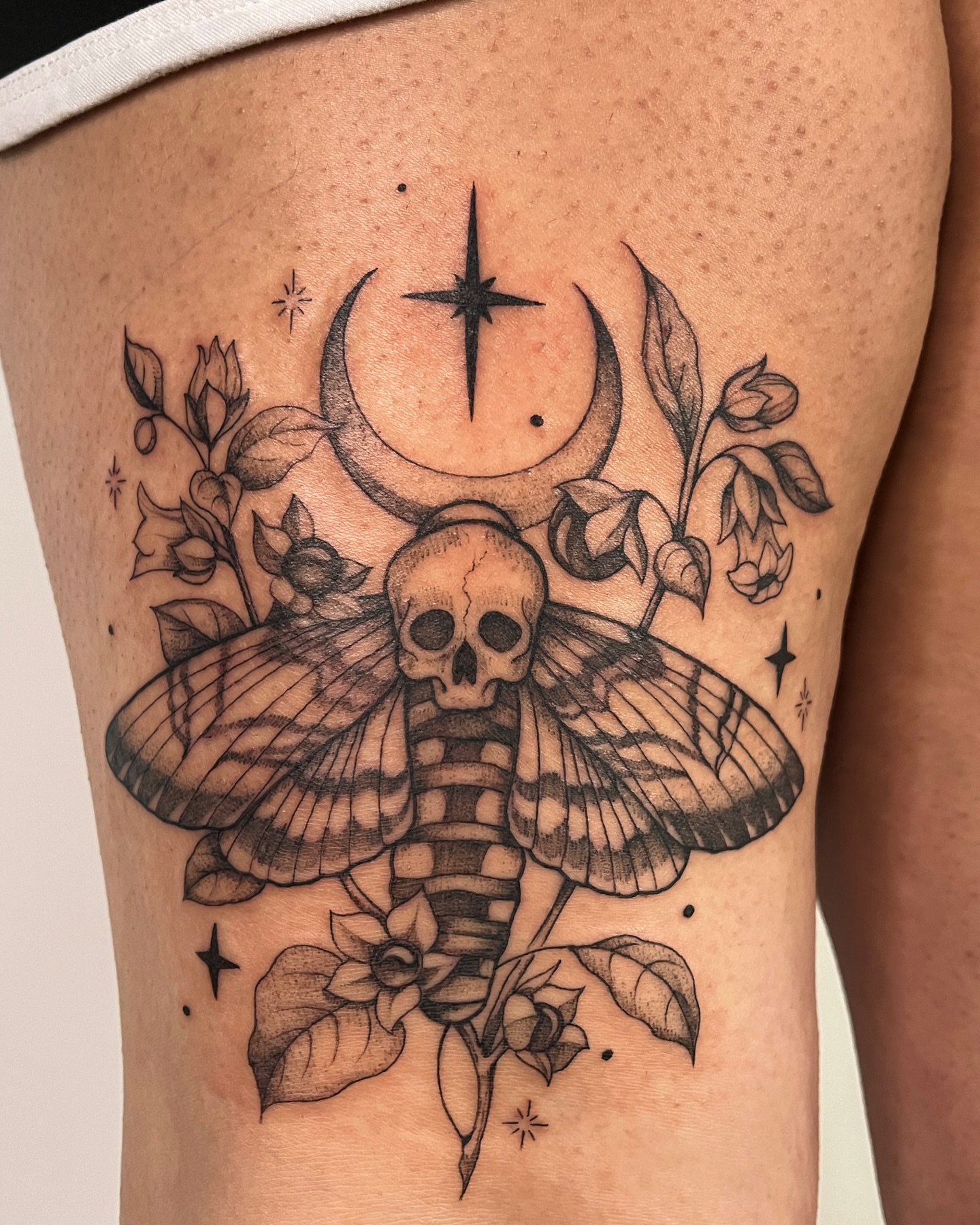 Tattoo by @mikaylasuetattoo — black_and_grey, dark_realism