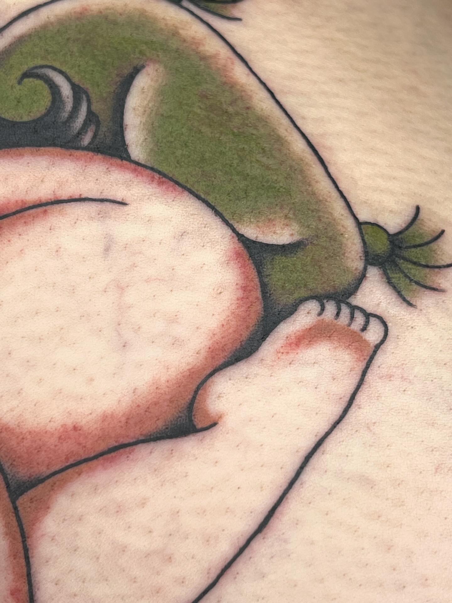 Tattoo by @hannahtattana — american_traditional