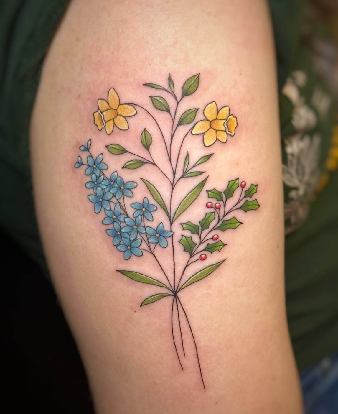 Flower bouquet dotwork tattoo on the thigh by 𓍊𓋼 Joana Diane Tattoos 𓋼𓍊