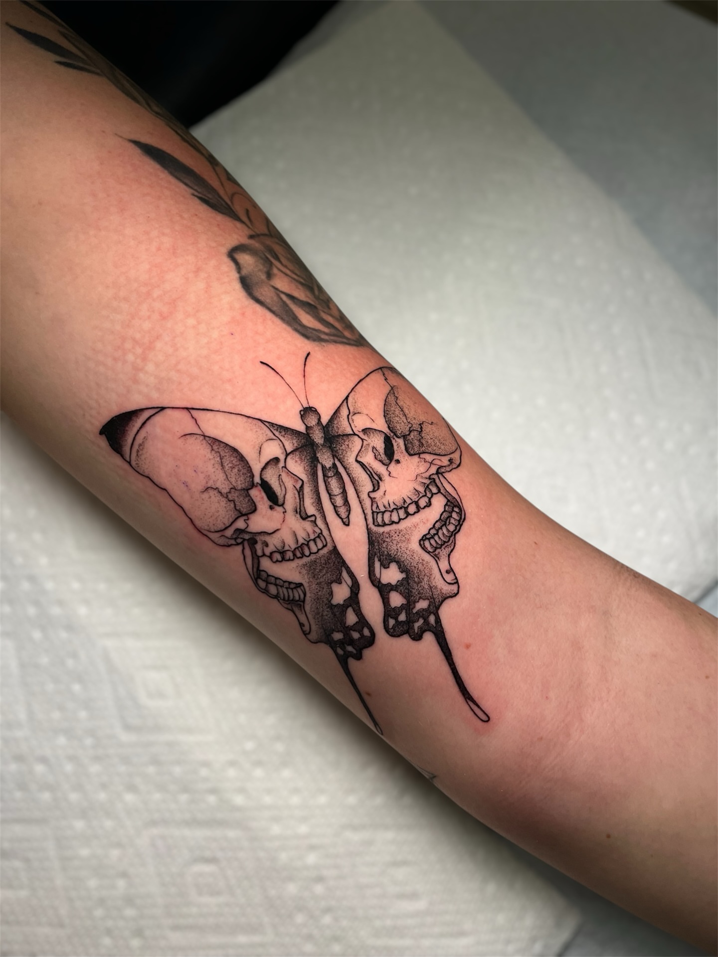 Tattoo by @msbeetattoos β black_and_grey, realism