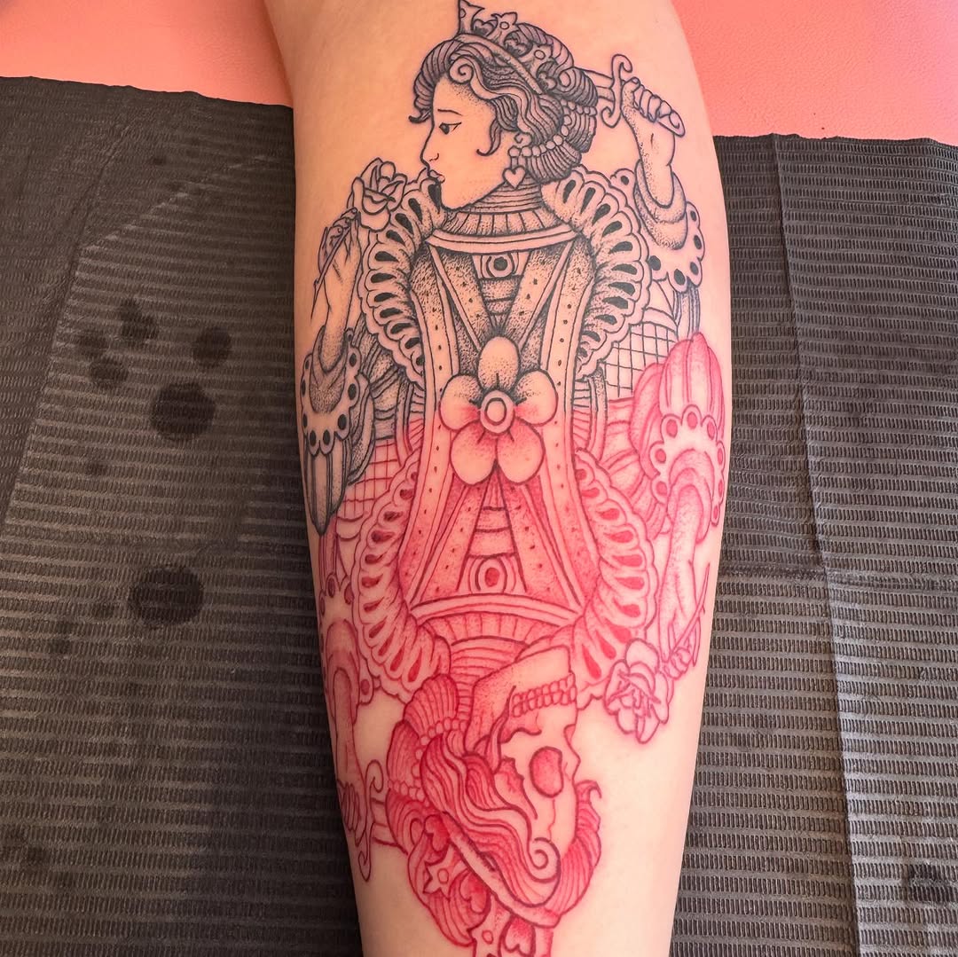 Tattoo by @gabsborderlinetats โ black_and_grey, ornamental