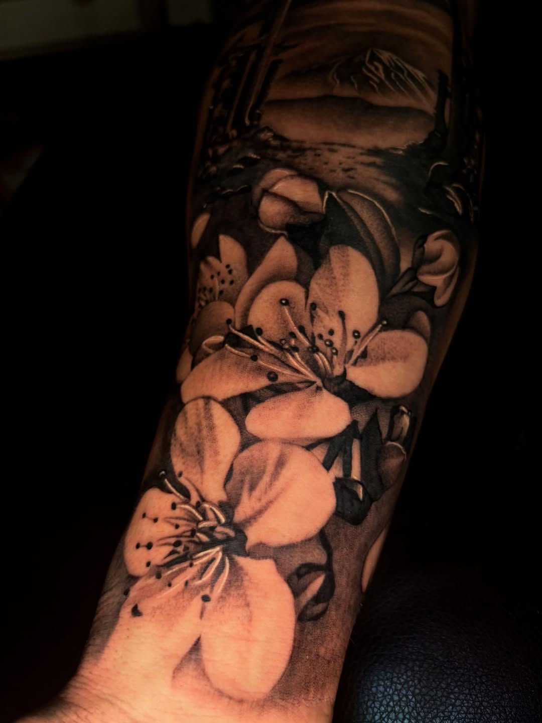 Tattoo by @zeaatattoos — realism, black_and_grey
