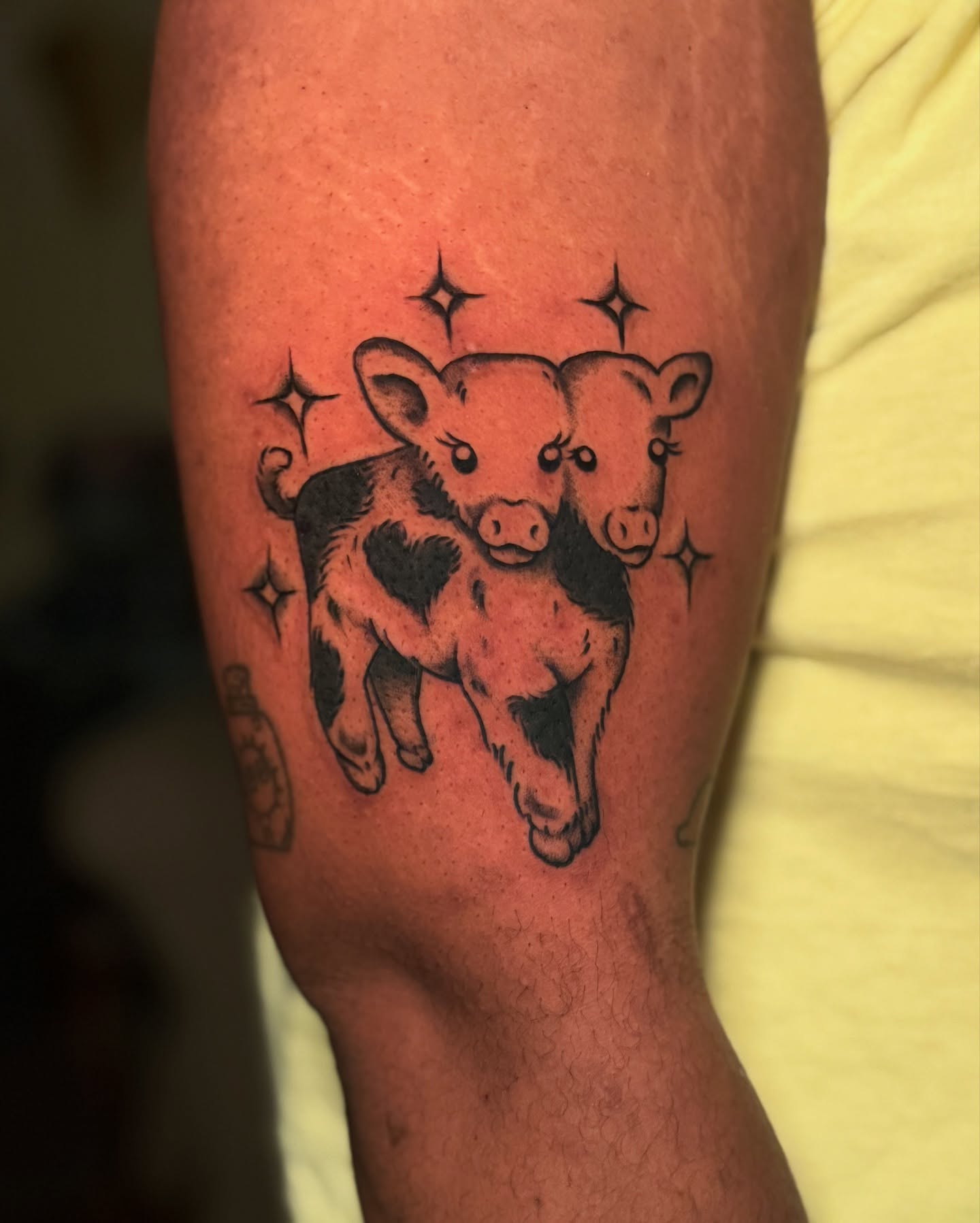 Tattoo by @lilcenzo — black_and_grey