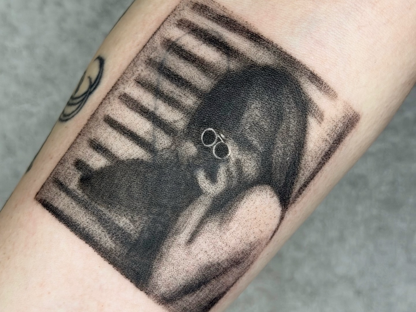 Tattoo by @enjolieart — black_and_grey
