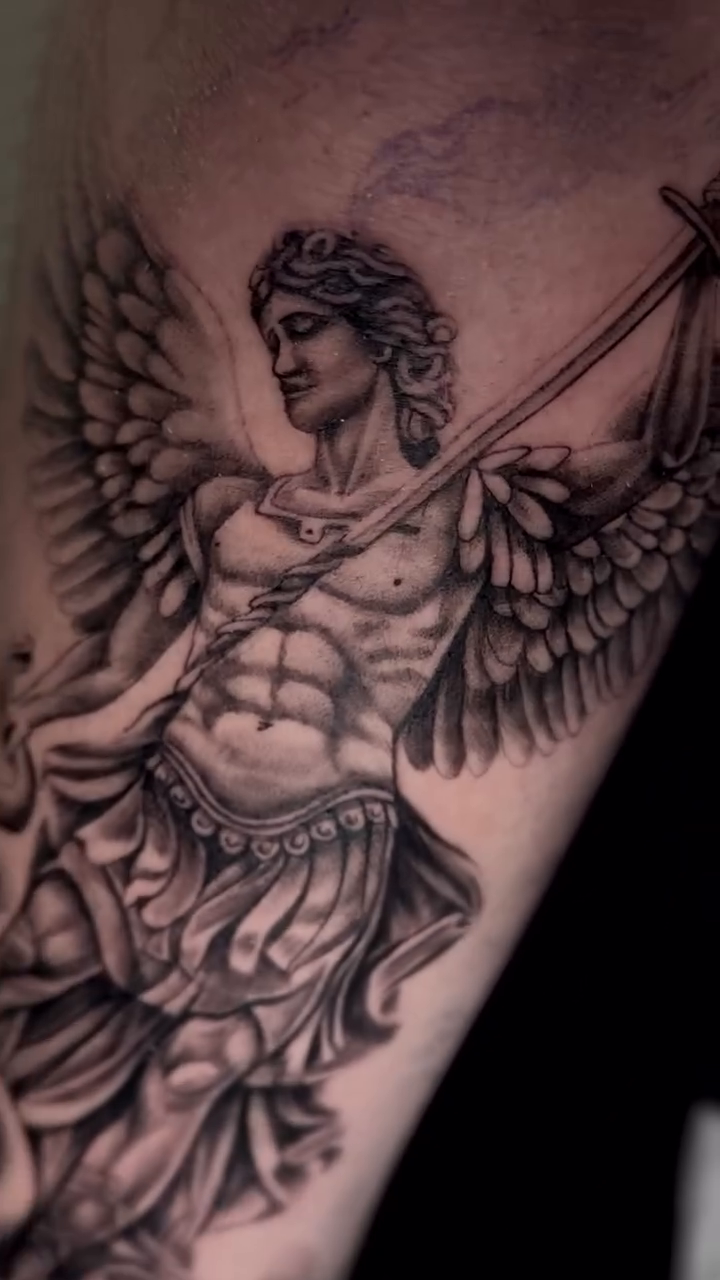 Tattoo by Alena I Dobrynina TATTOO ARTIST📍SAN FRANCISCO | MIAMI | CHICAGO, San Francisco, CA