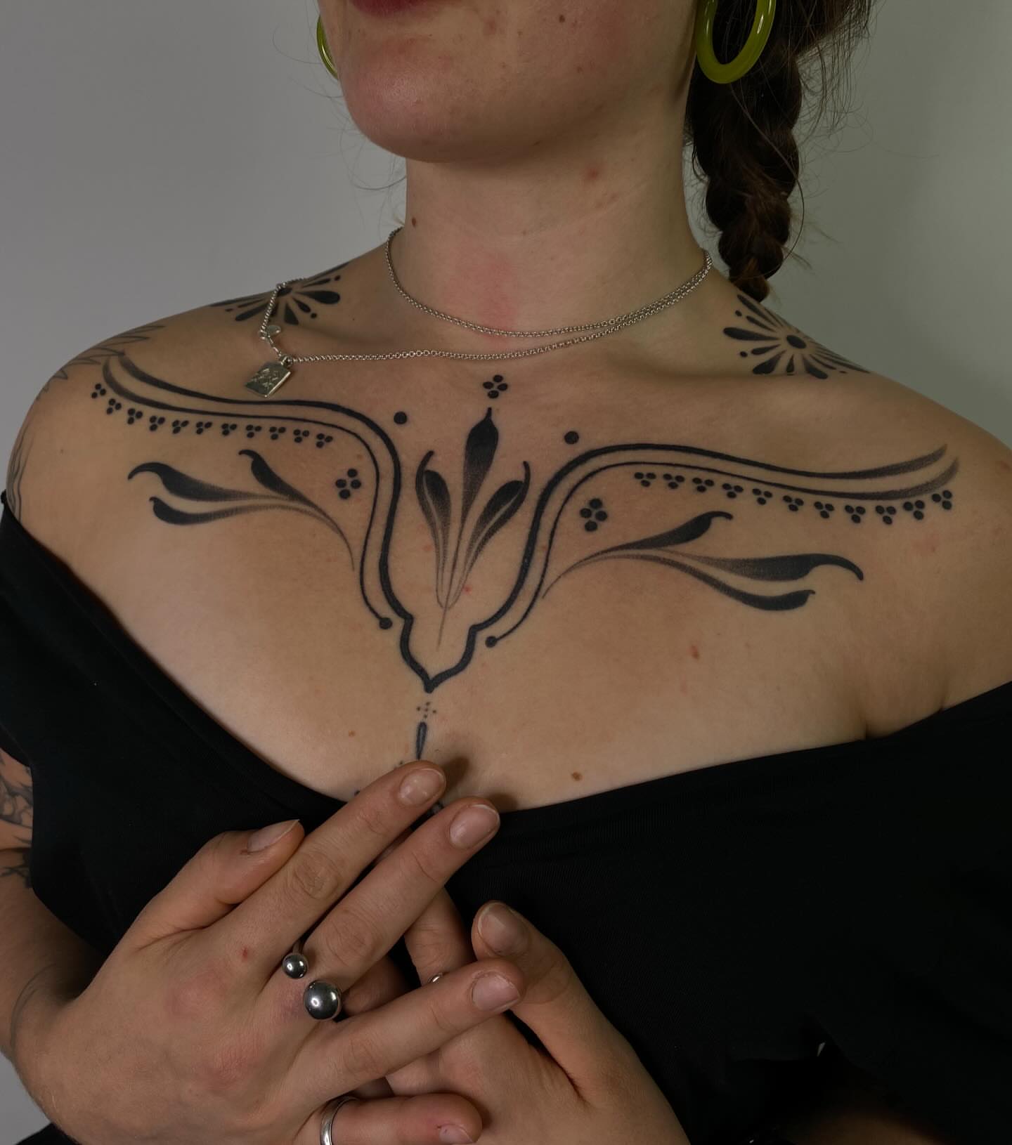 Tattoo by @bimtxtt — black_and_grey