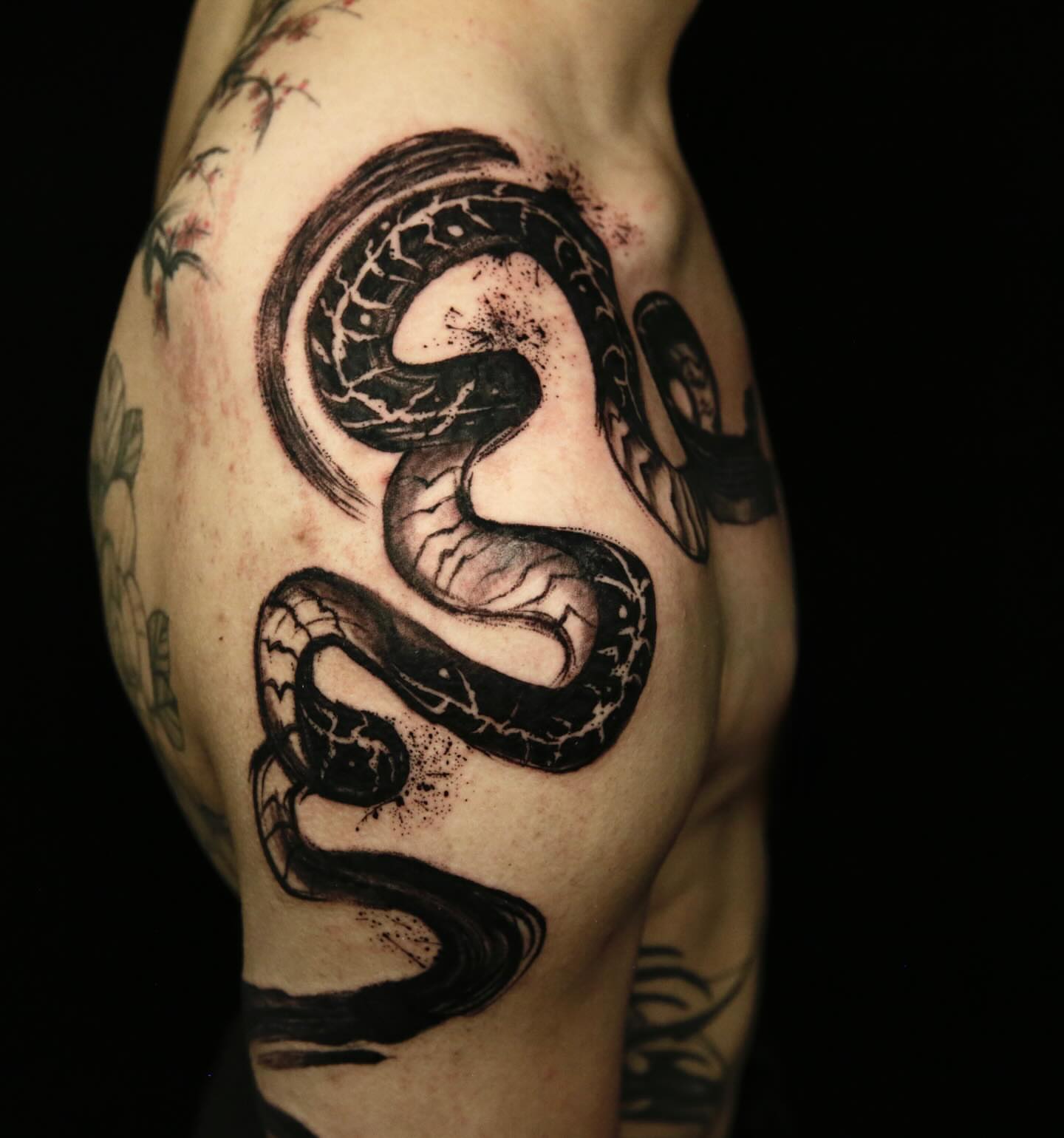 Tattoo by @echo.tattoos — black_and_grey