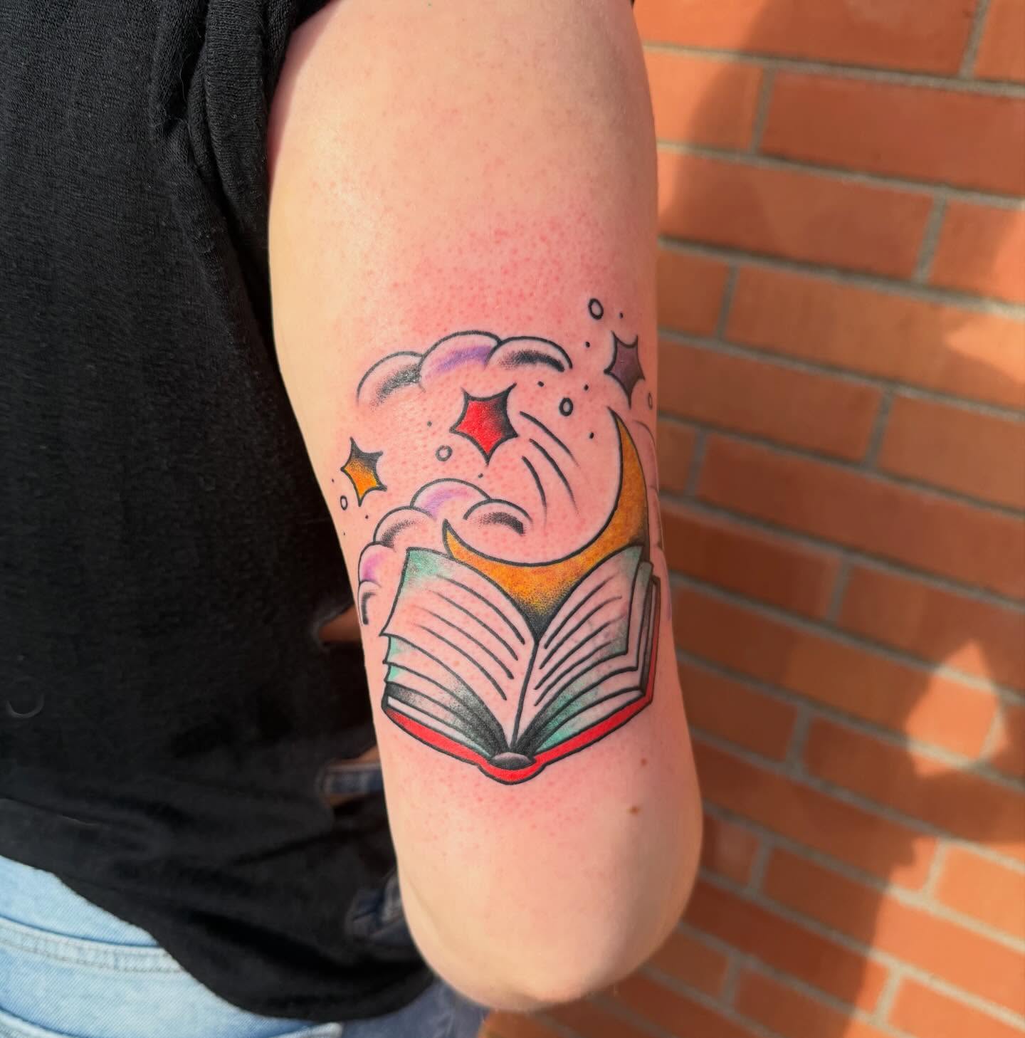 Tattoo by @discomark_ — dotwork