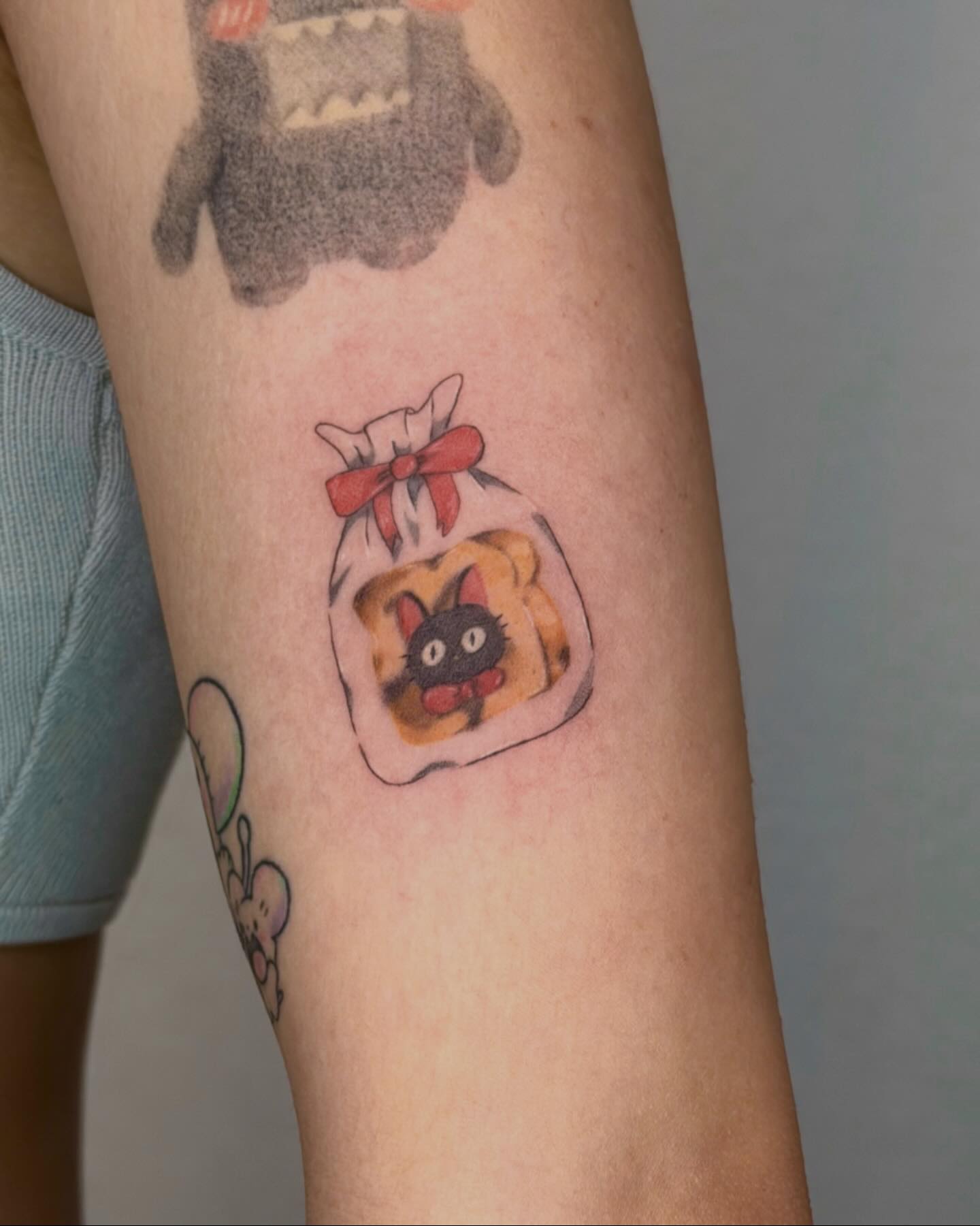 Tattoo by @lily_licious_ink — dotwork, realism